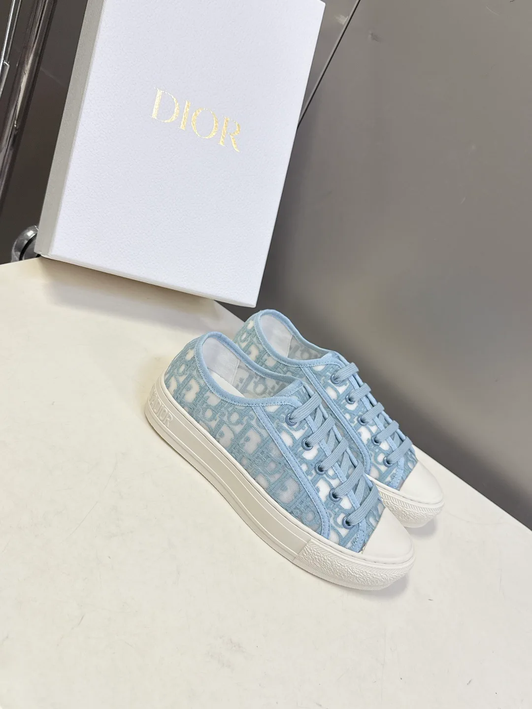 Кроссовки Женские Christian Dior 11739375