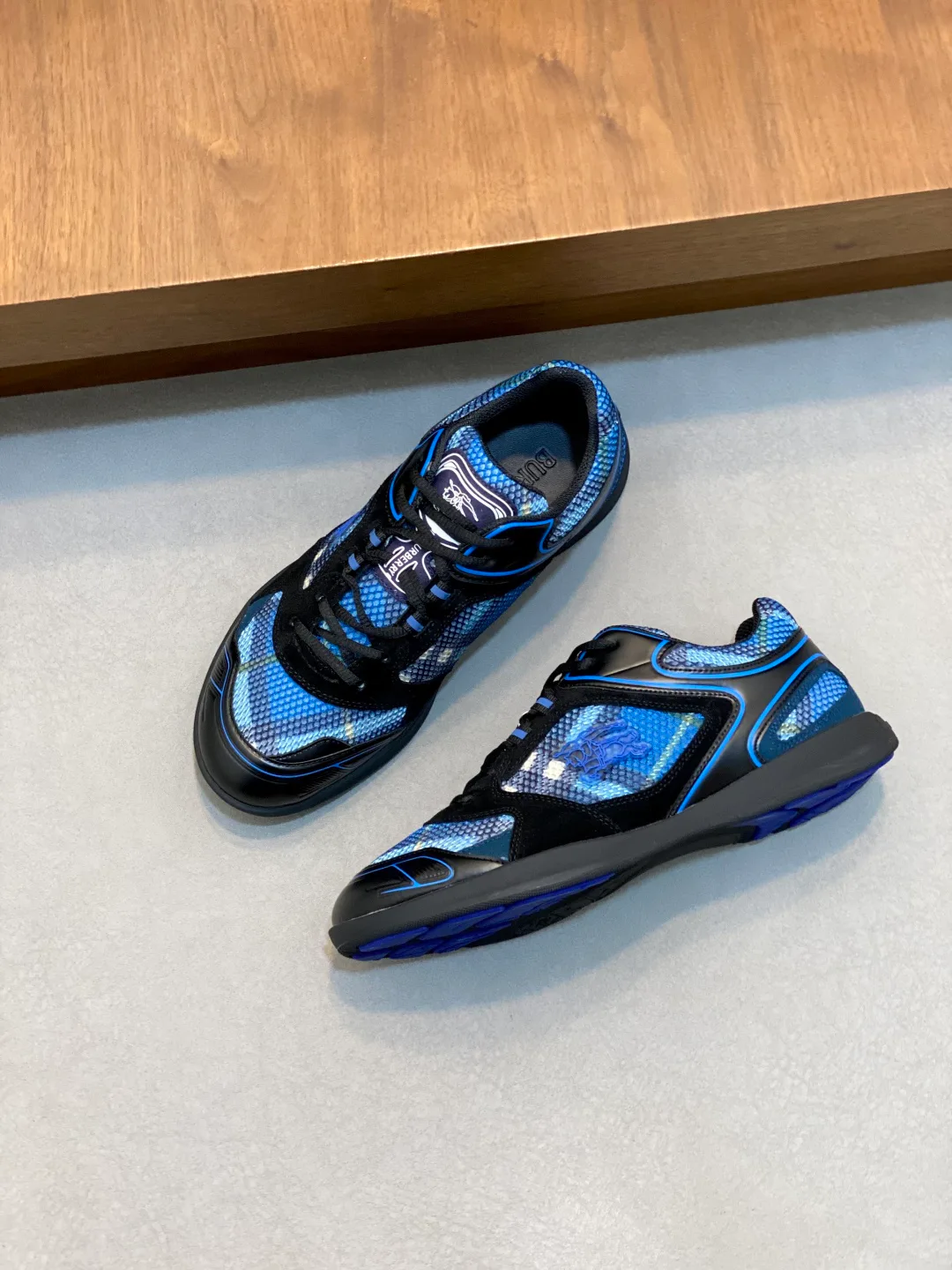 Кроссовки Мужские Burberry 82743