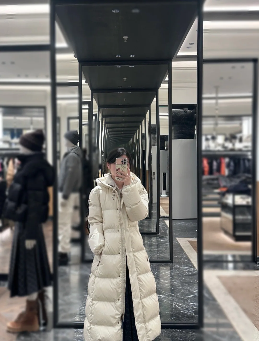 Куртки И Пуховики Женские Moncler 18609659