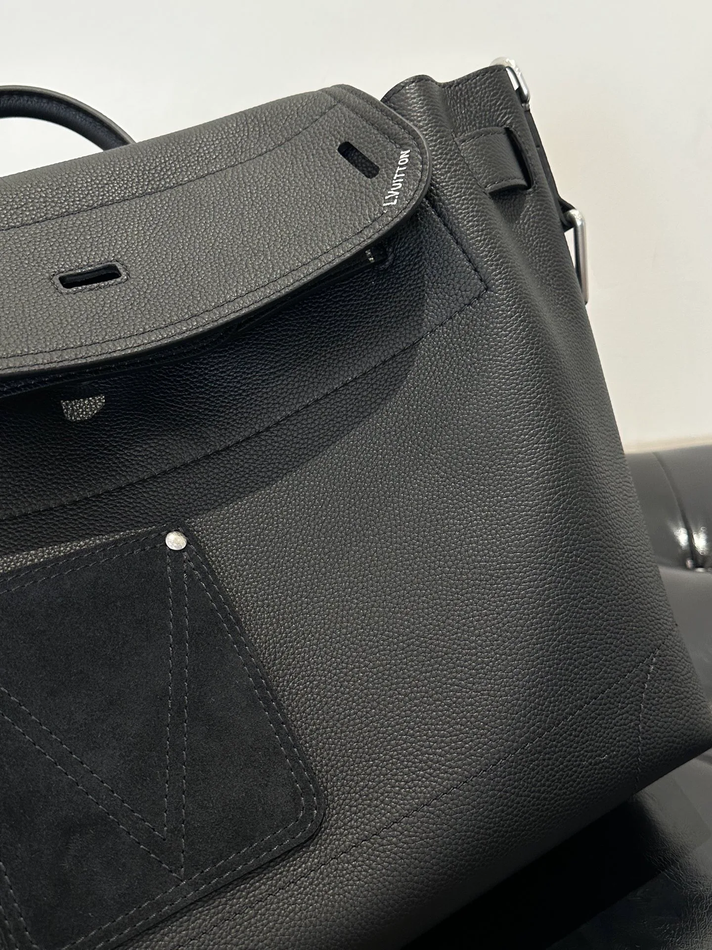 Классические Сумки Женские Louis Vuitton 17136033