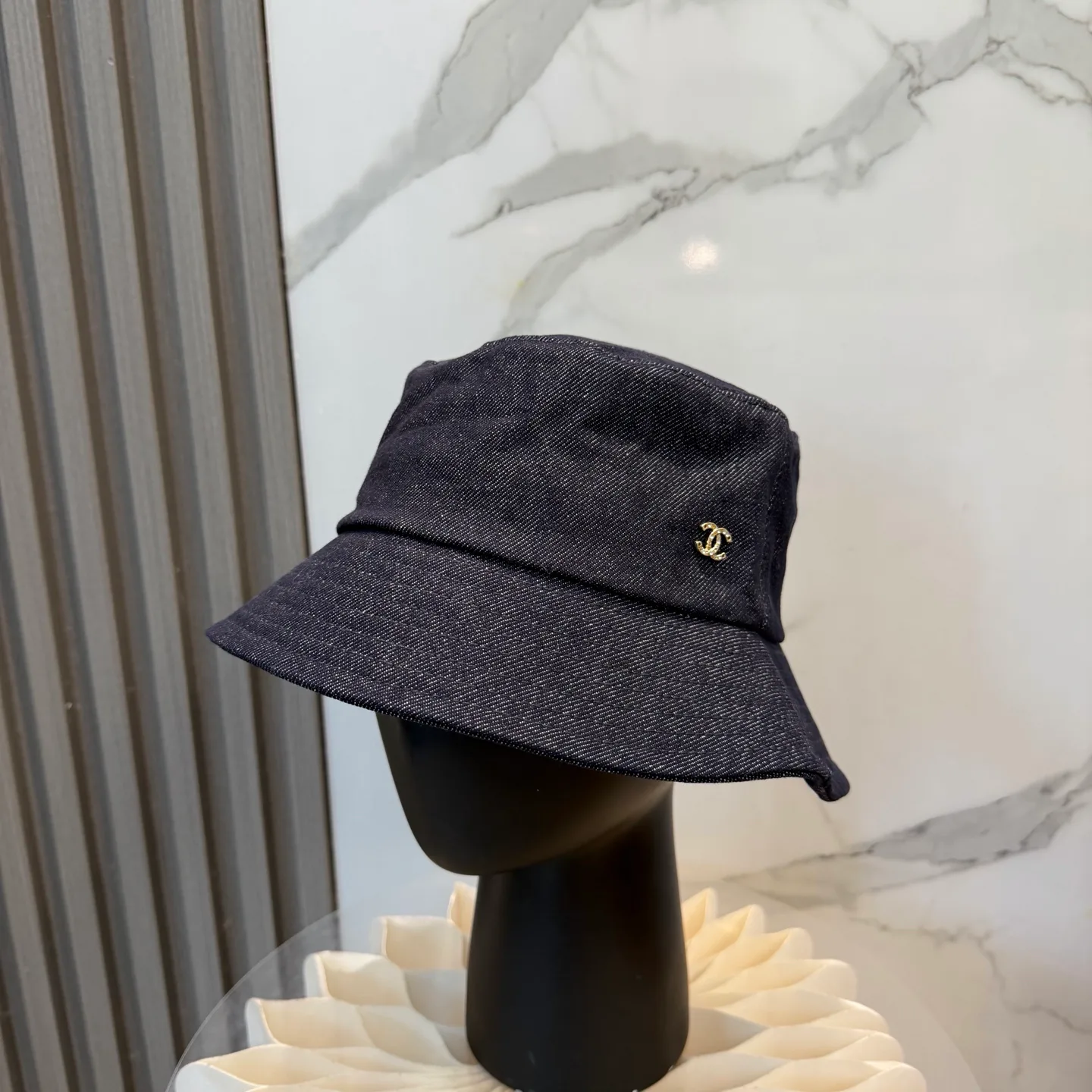 Головные Уборы Chanel 13294366