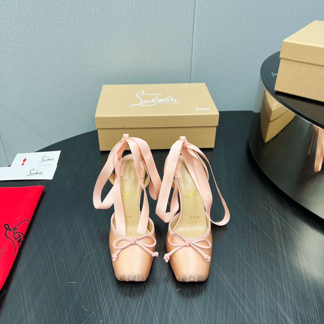 Туфли Женские Christian Louboutin 401890