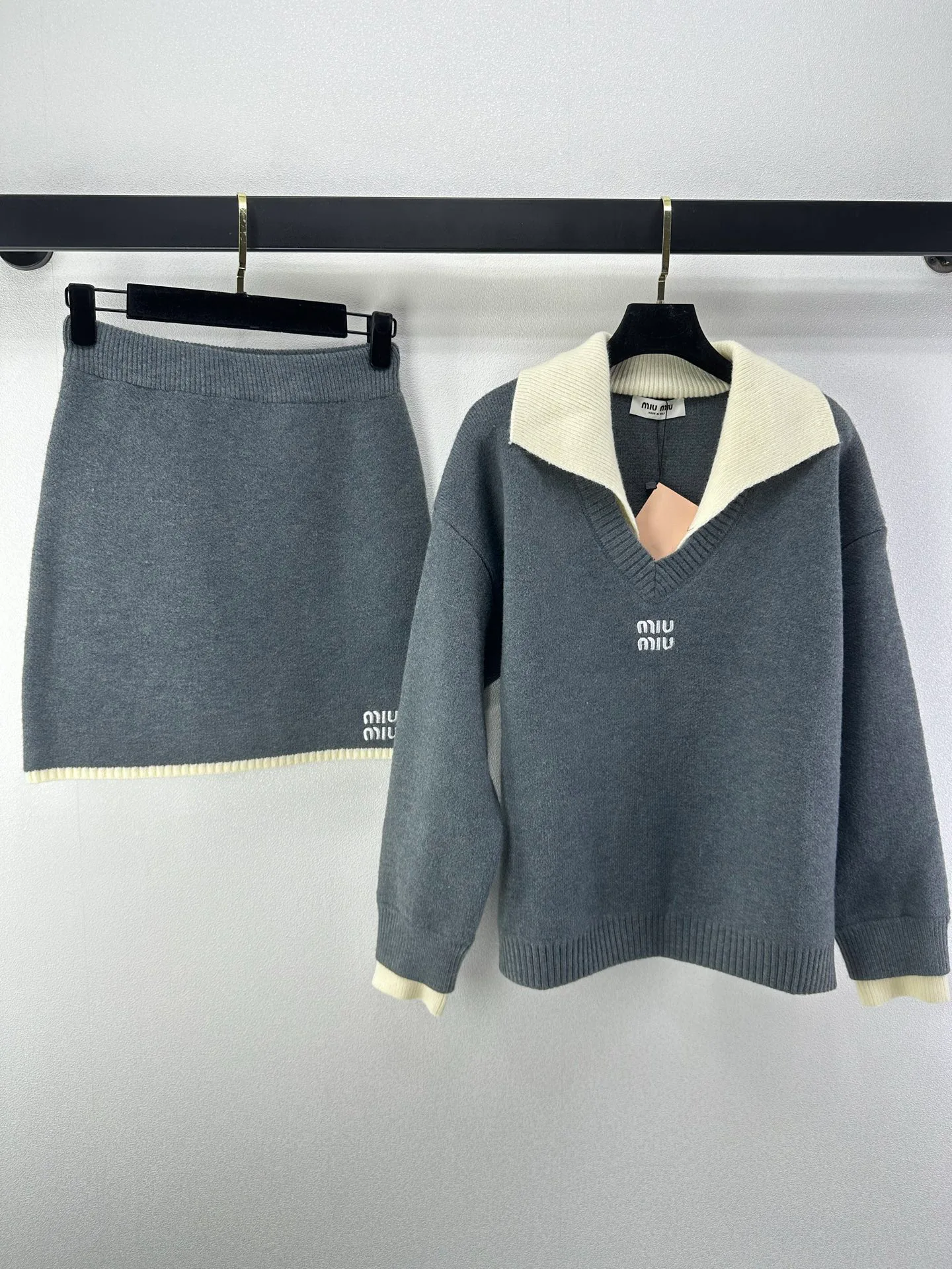 Джемперы И Свитеры Женские Miu Miu 19795827
