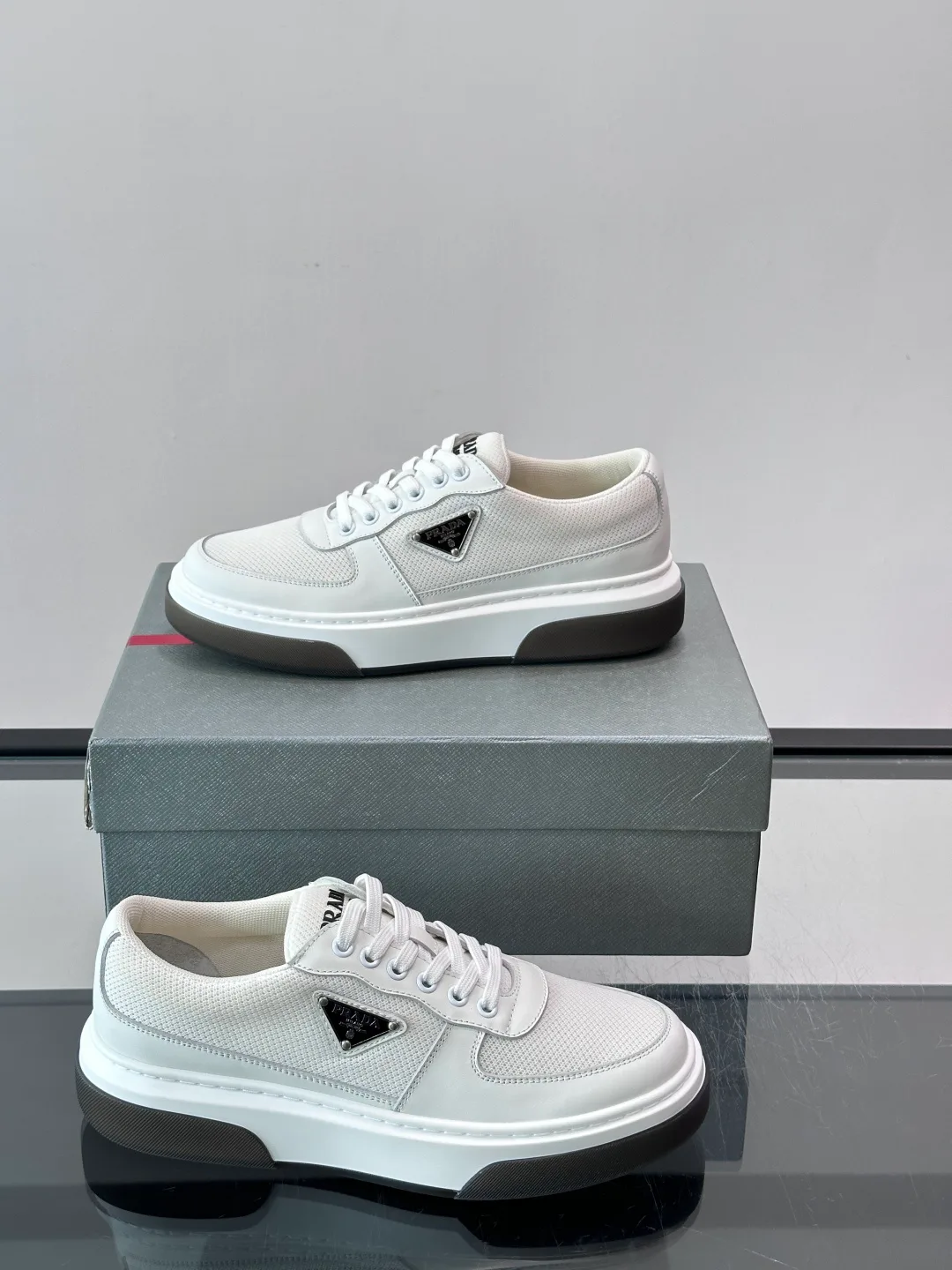 Кроссовки Мужские Prada 17913724
