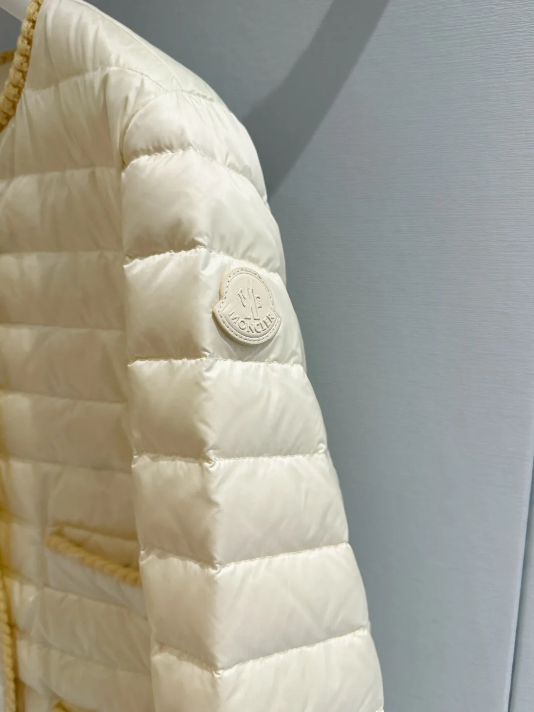 Куртки И Пуховики Женские Moncler 18184935
