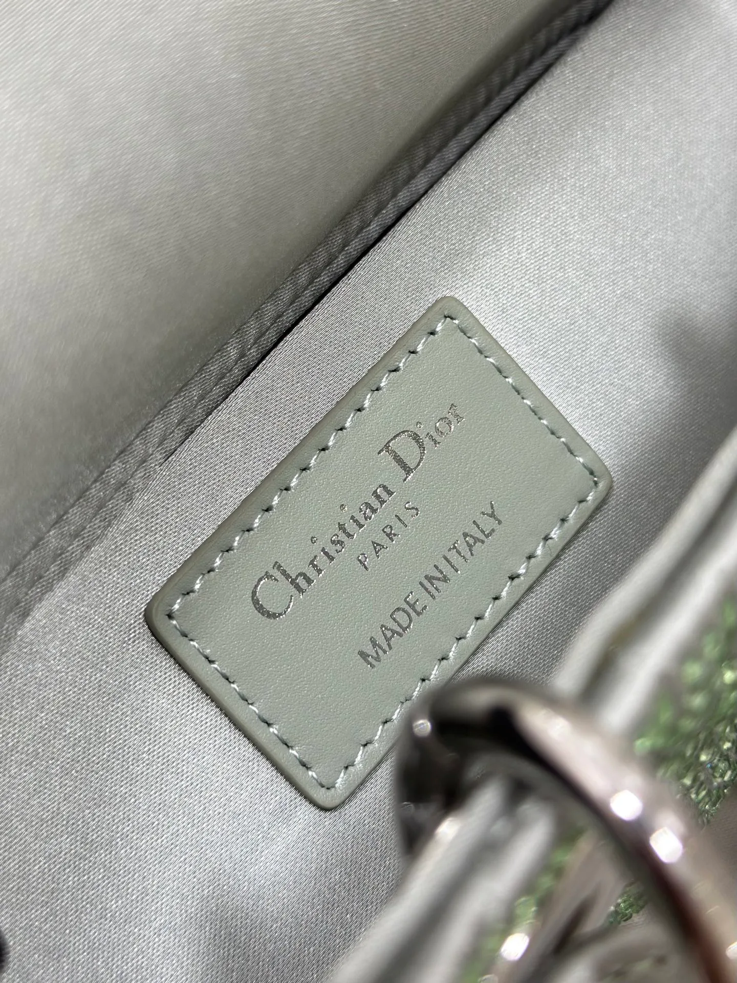 Классические Сумки Женские Christian Dior 18187749