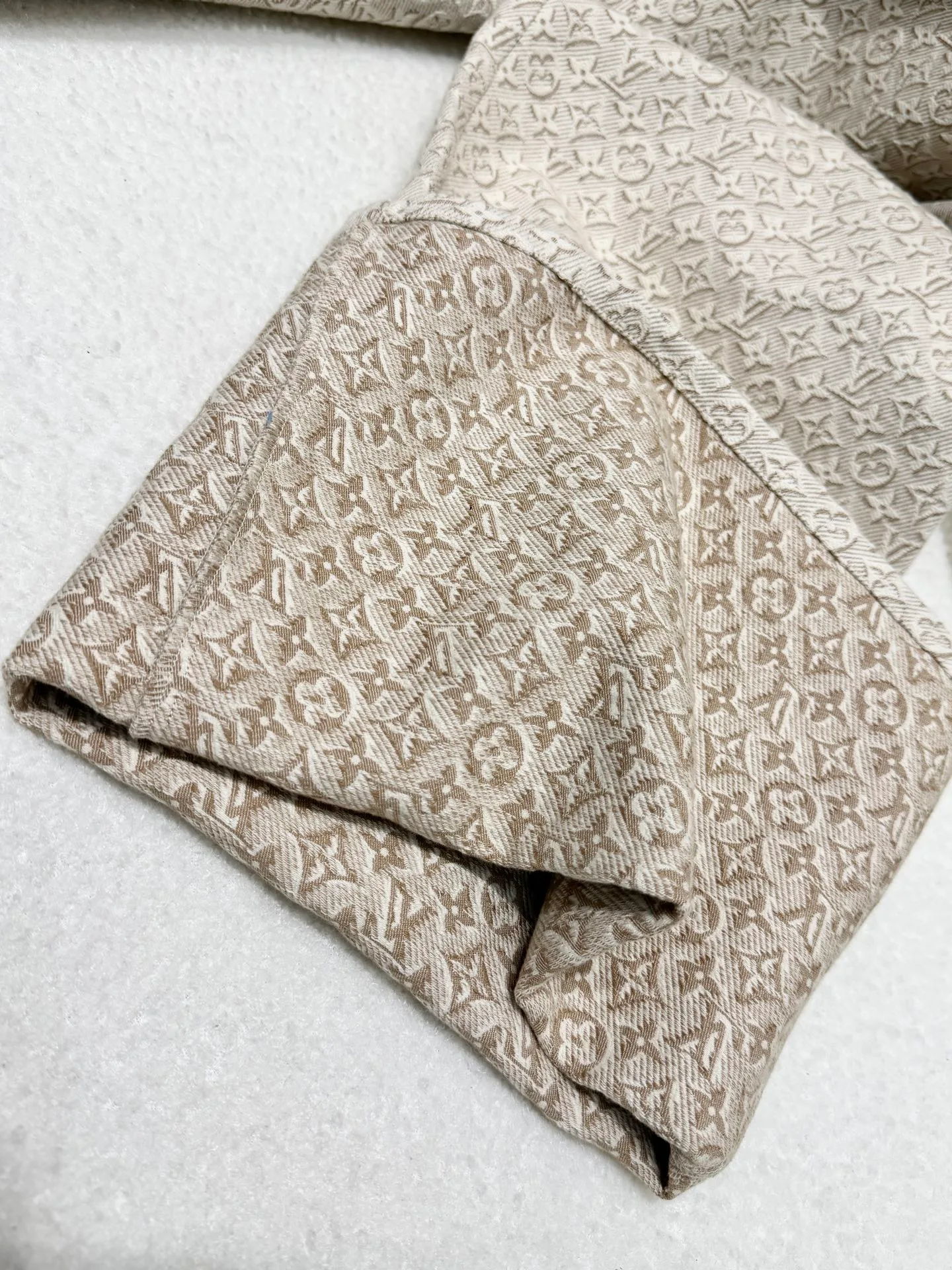 Брюки Женские Louis Vuitton 11907348