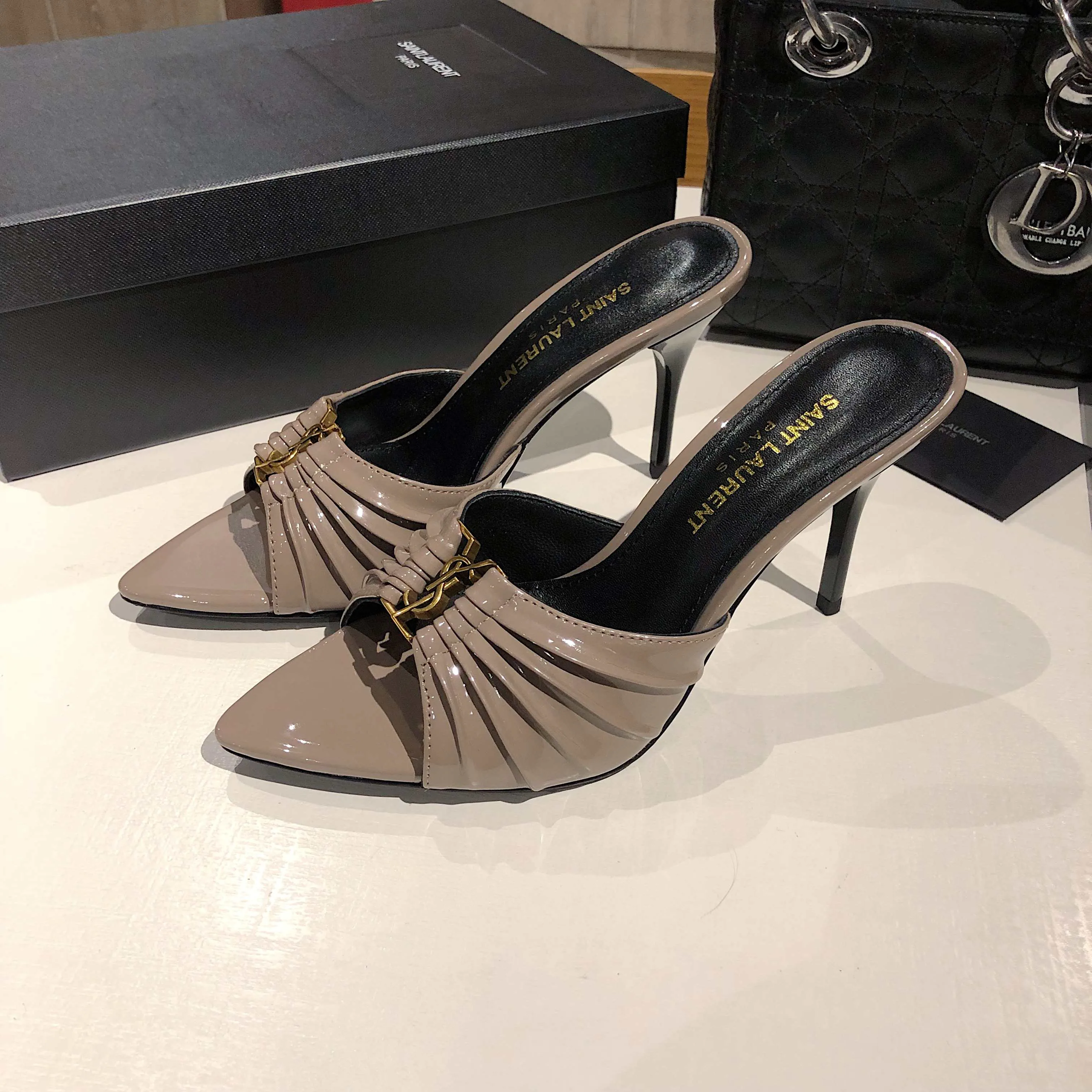 Босоножки Женские Saint Laurent 11220482