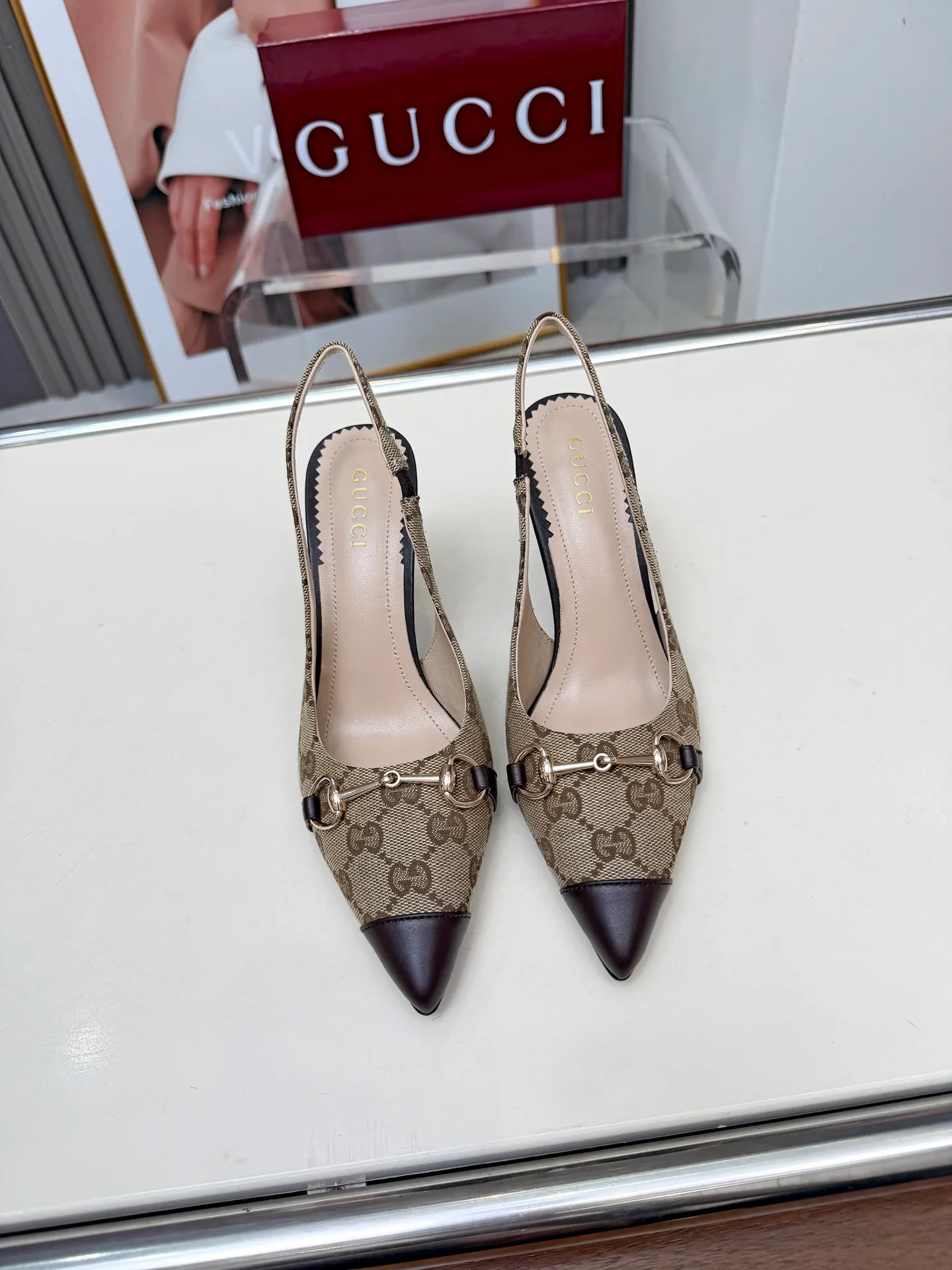Туфли Женские Gucci 18651759