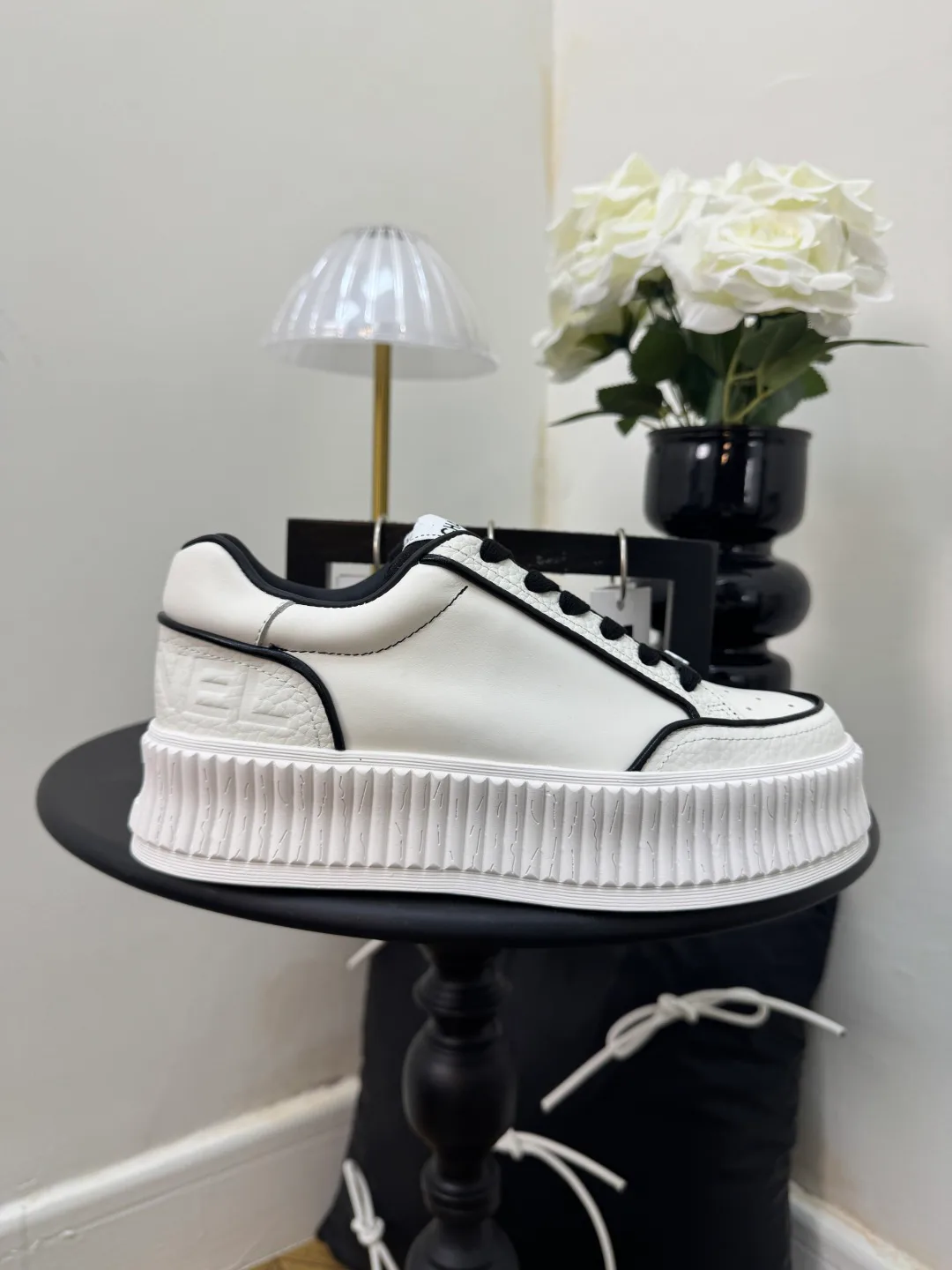 Кроссовки Женские Chanel 18025564