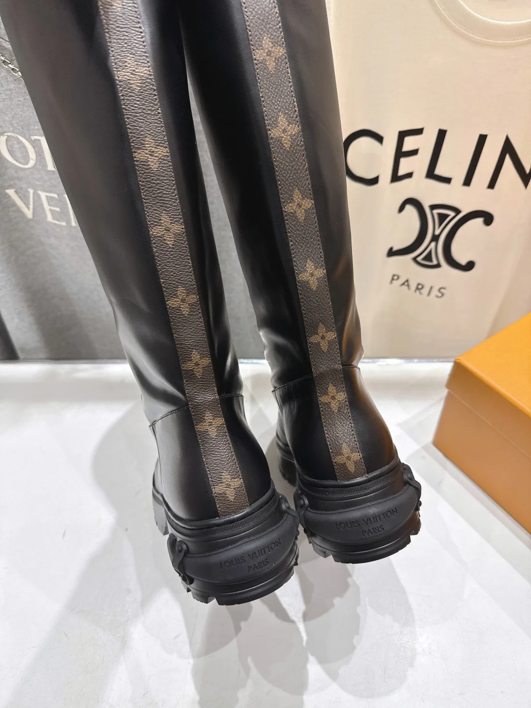 Сапоги Женские Louis Vuitton 256016