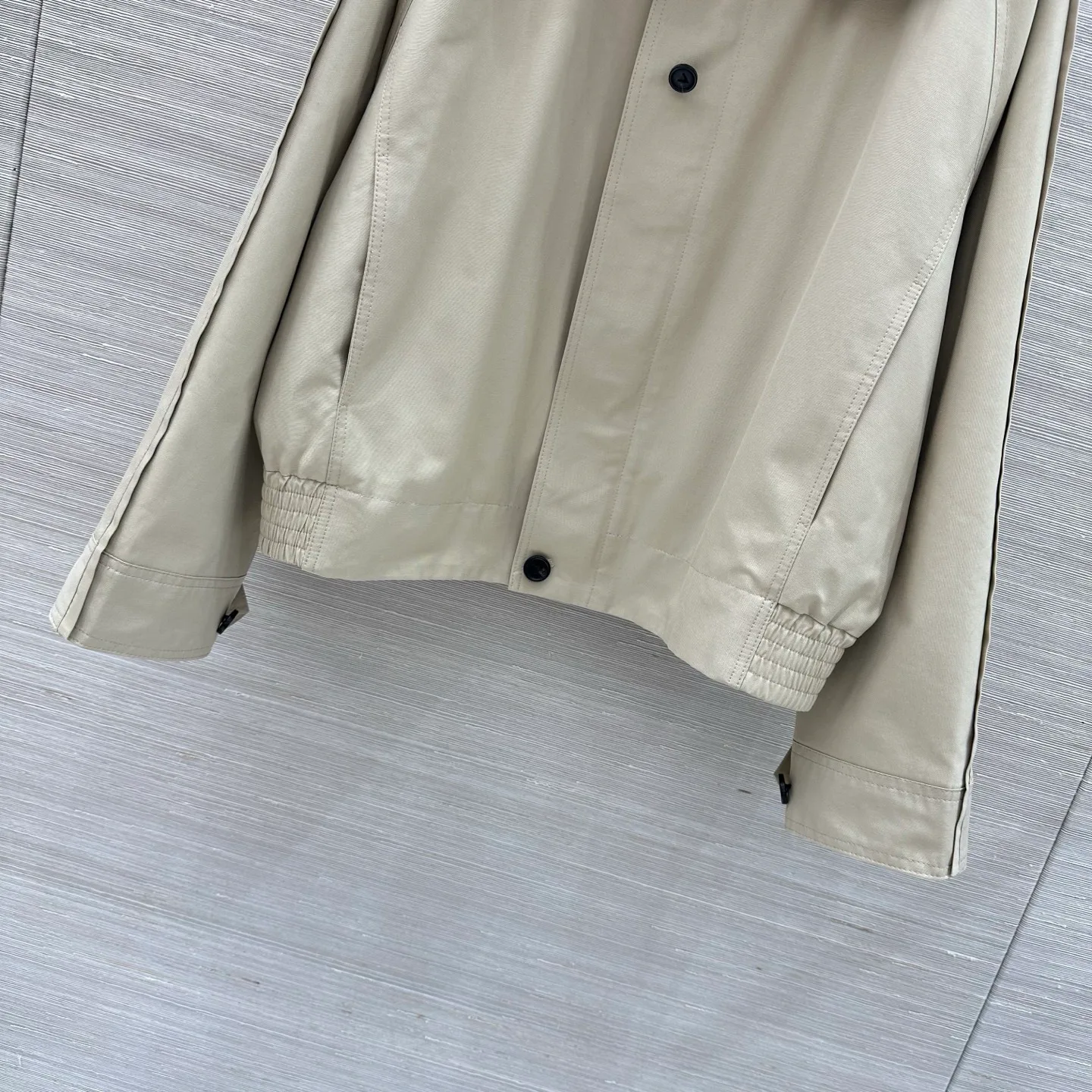 Куртки И Пуховики Женские Bottega Veneta 18429159