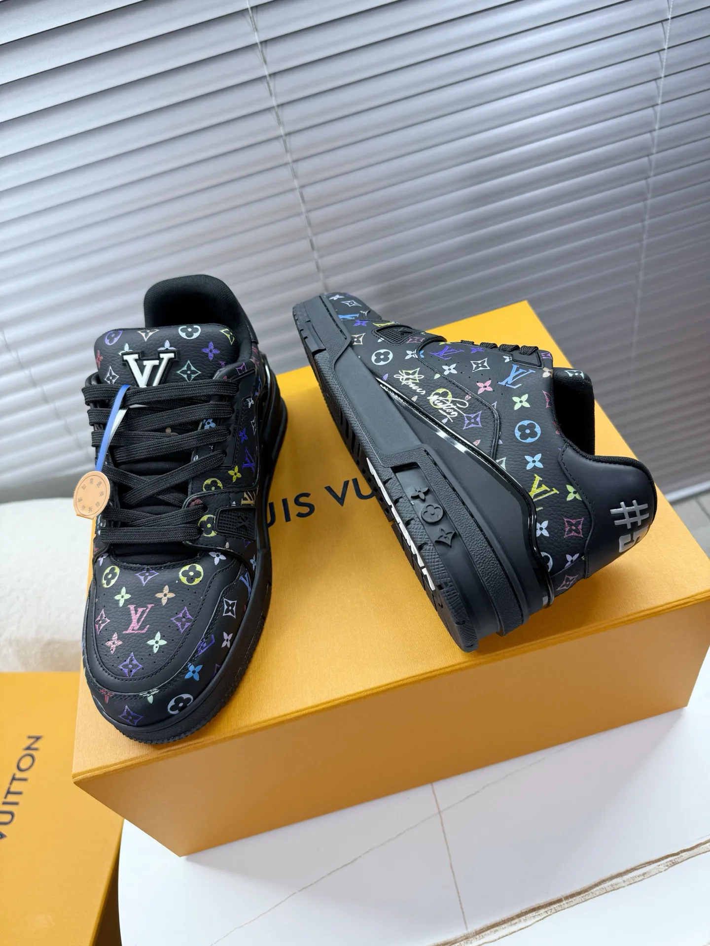 Кроссовки Женские Louis Vuitton 5049254