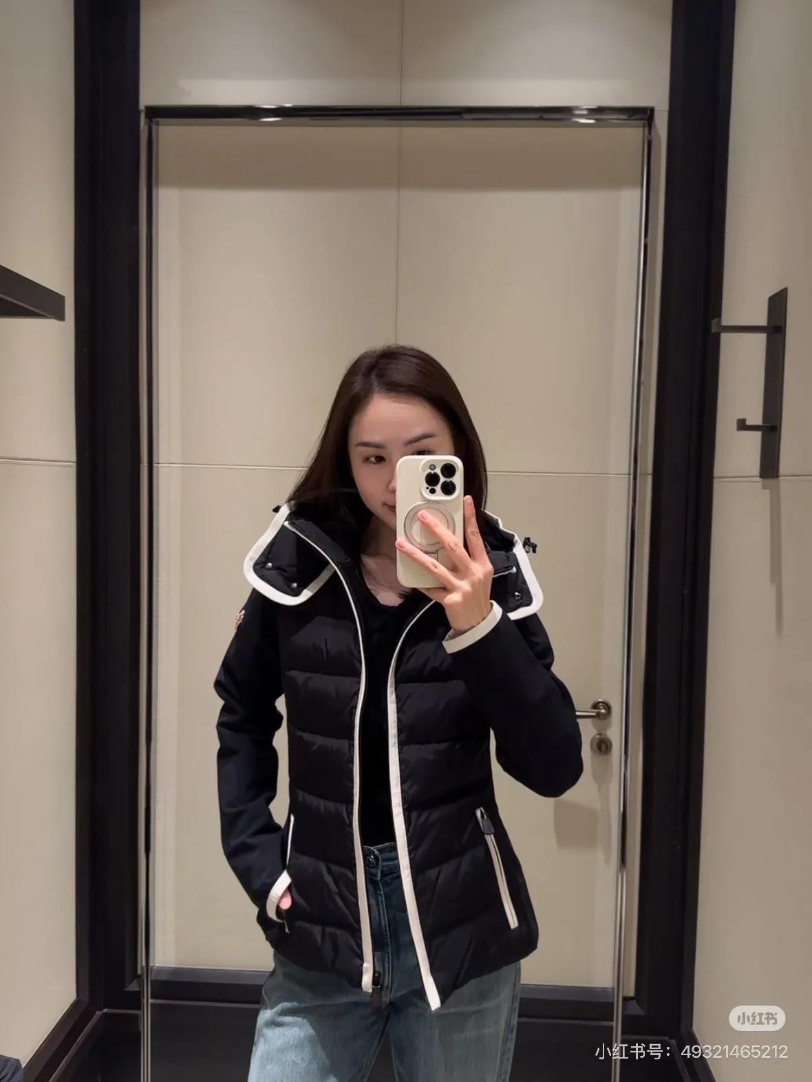 Куртки И Пуховики Женские Moncler 19698107