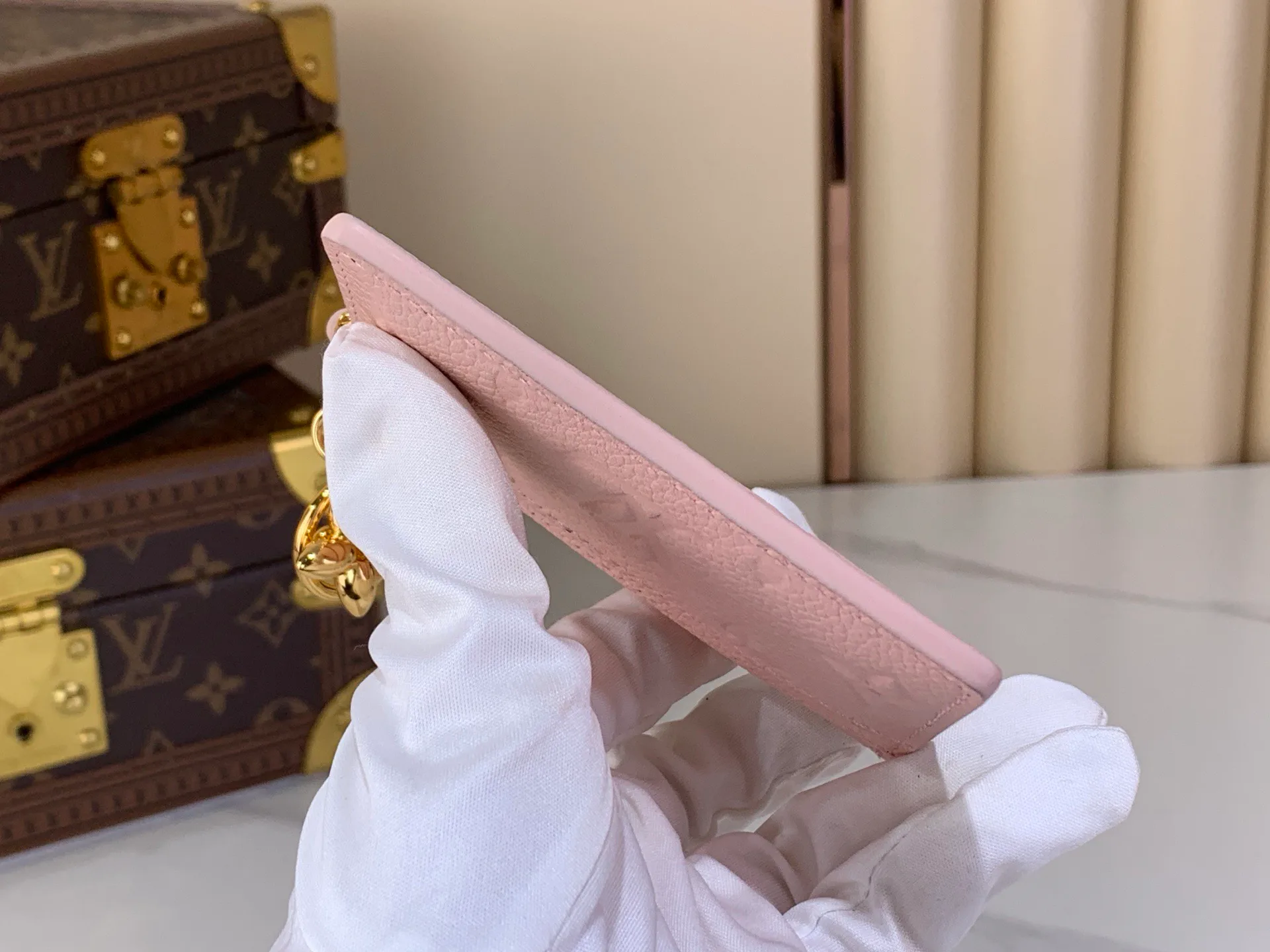 Клатчи Женские Louis Vuitton 13455876