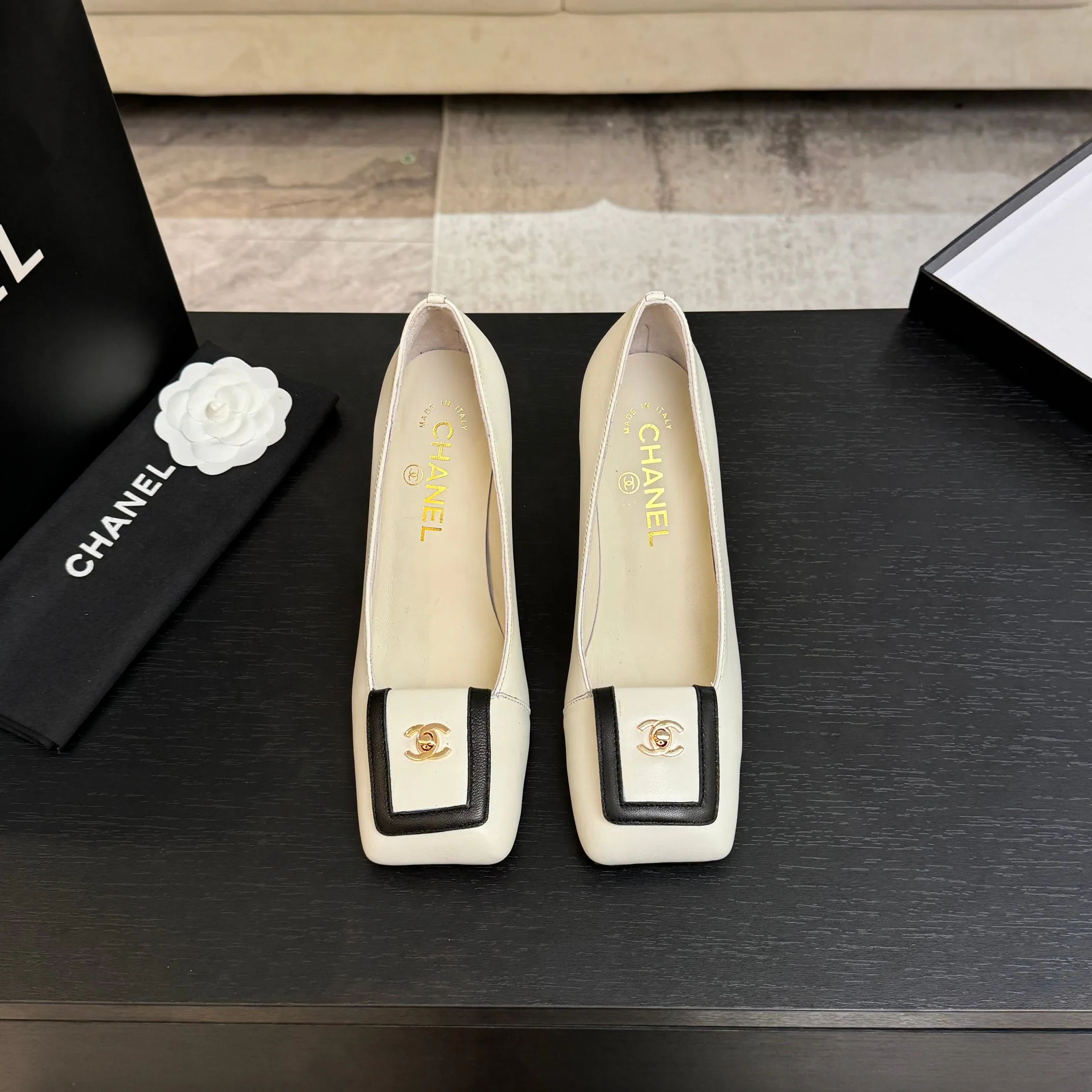 Туфли Женские Chanel 11609385