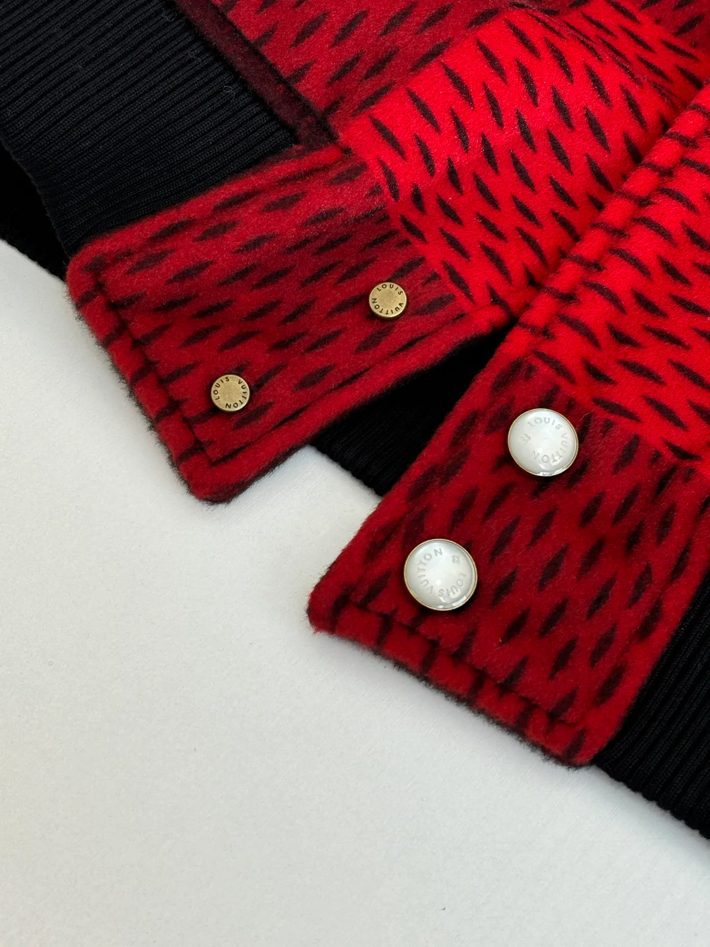 Куртки И Пуховики Мужские Louis Vuitton 514977