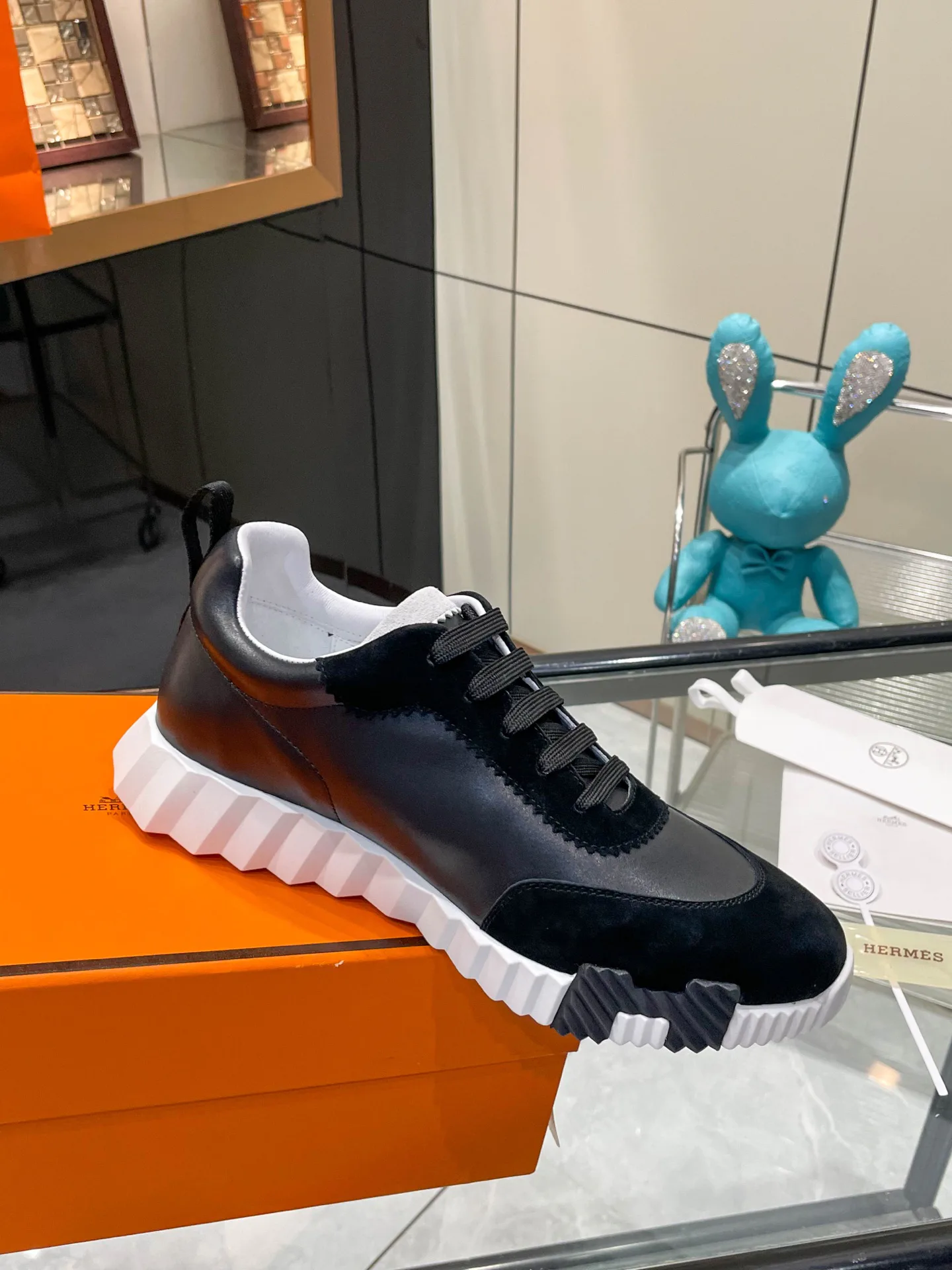 Кроссовки Женские Hermes 17954804