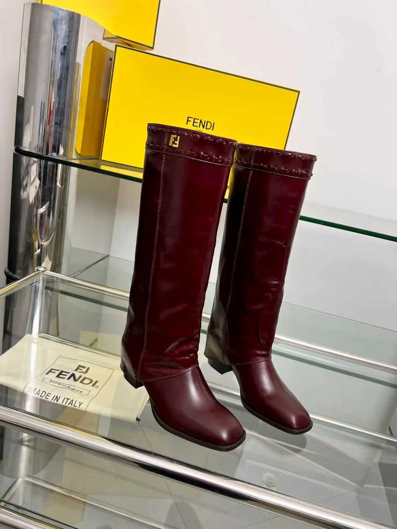Сапоги Женские Fendi 18104318