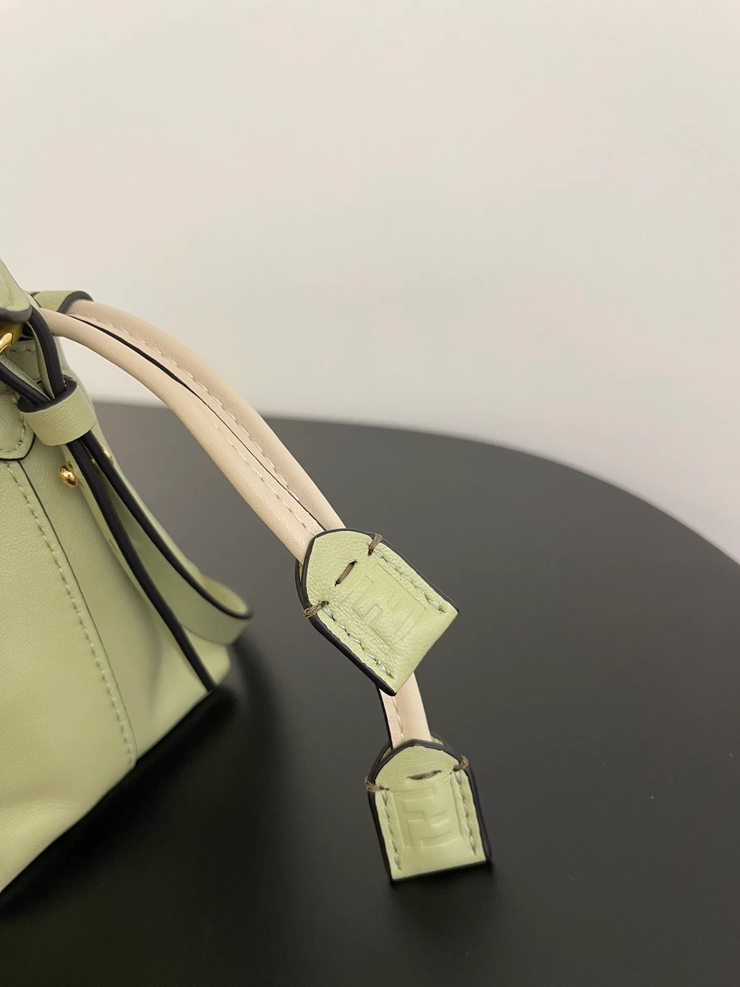 Классические Сумки Женские Fendi 13546195