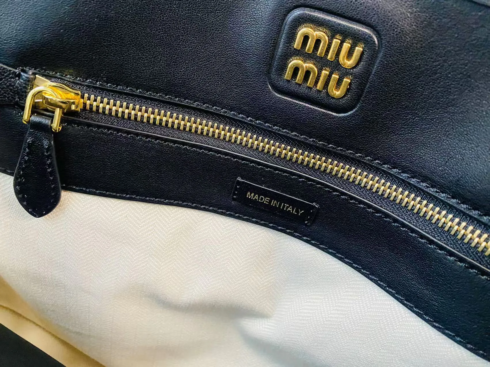 Классические Сумки Женские Miu Miu 19264