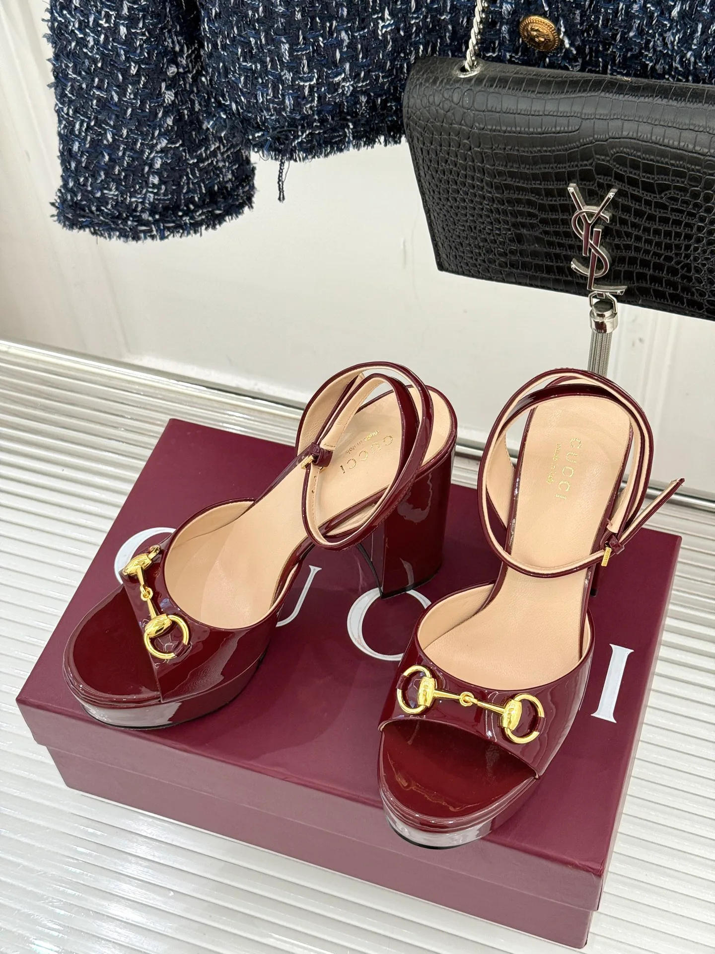 Сандалии Женские Gucci 954183