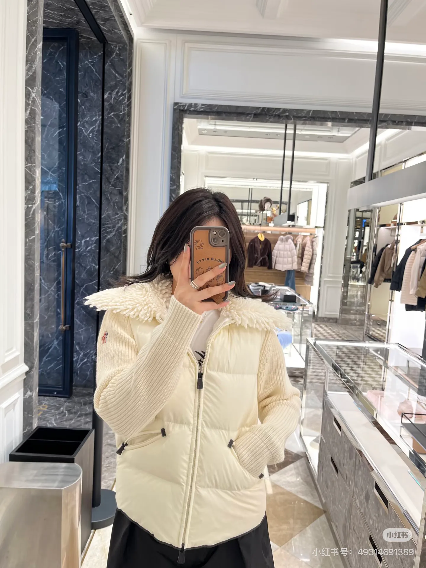 Куртки И Пуховики Женские Moncler 19332000