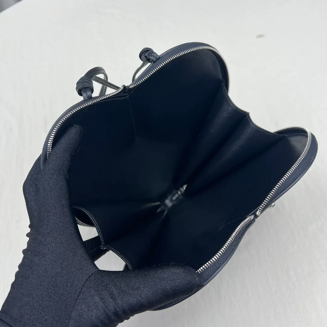 Сумки На Ремне Женские Alaia 20653