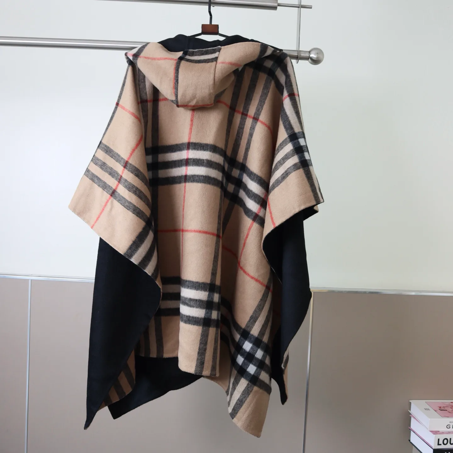 Пальто Женские Burberry 18003149