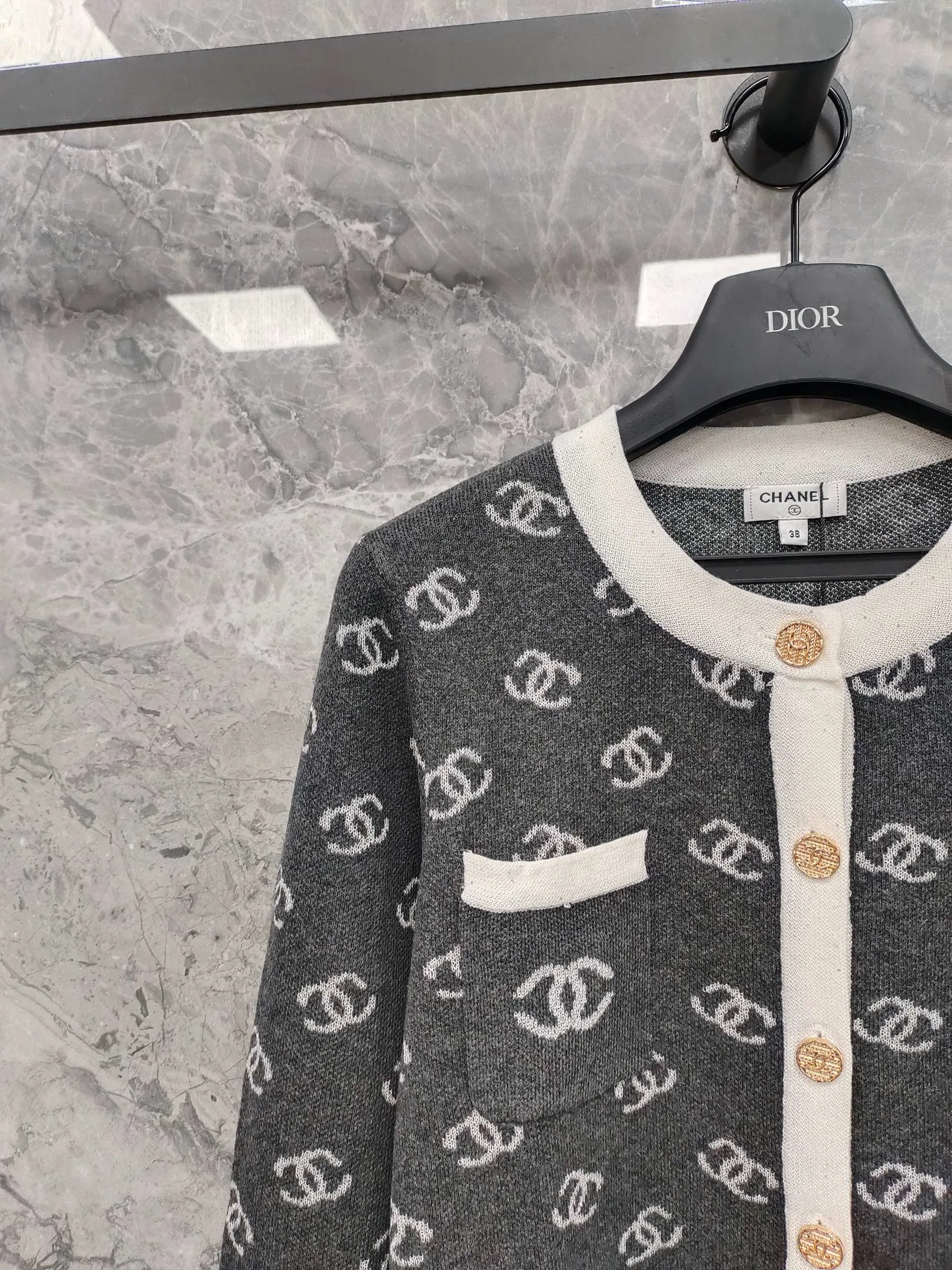 Джемперы И Свитеры Женские Chanel 17954426