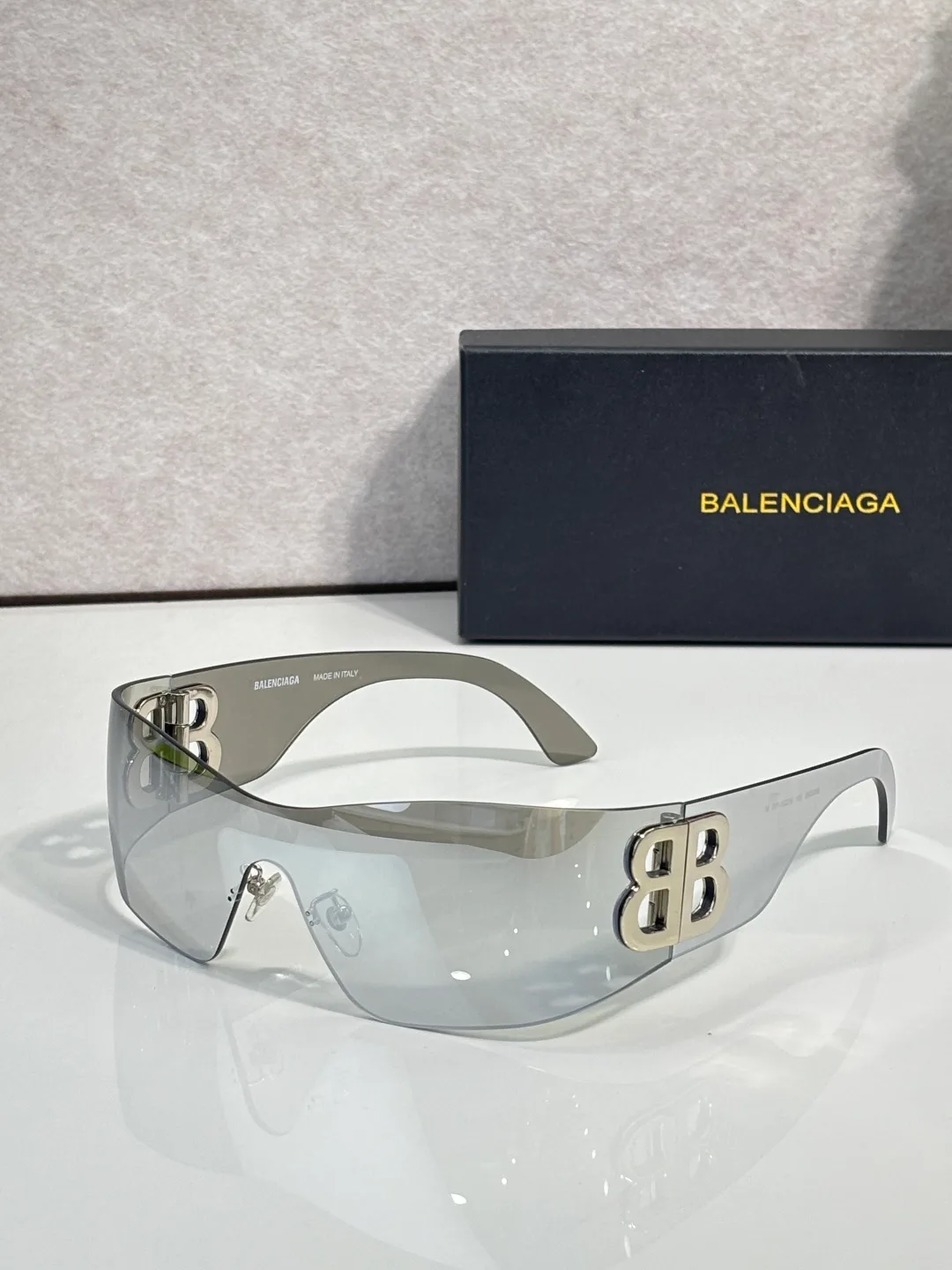 Очки Balenciaga 18059711
