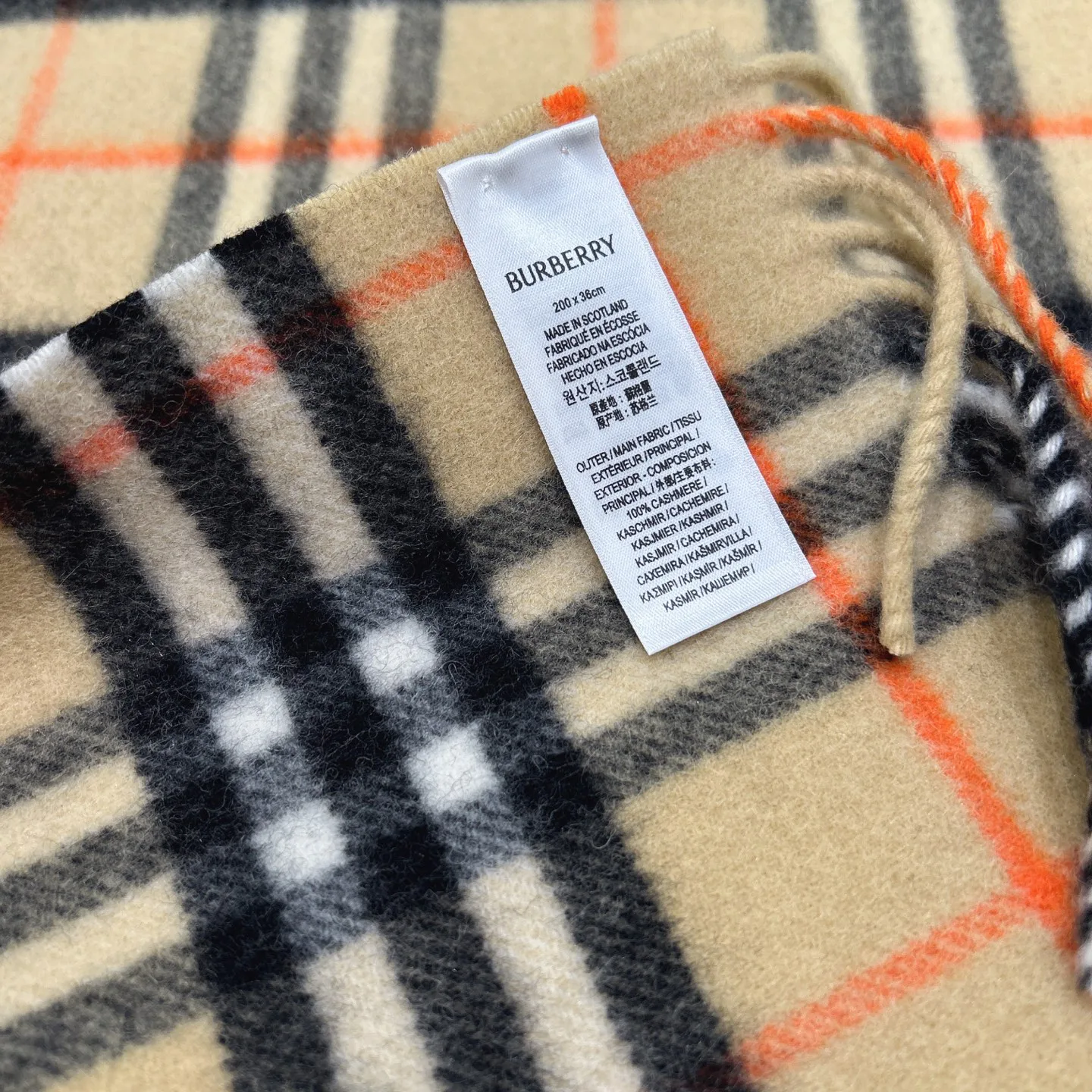 Шарфы Burberry 1086871