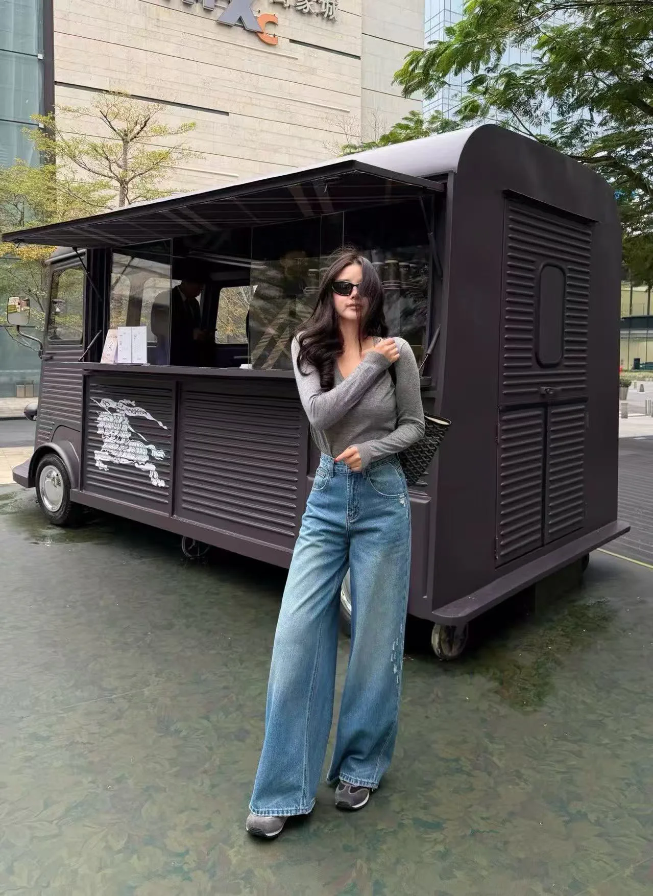 Брюки Женские Prada 12330081