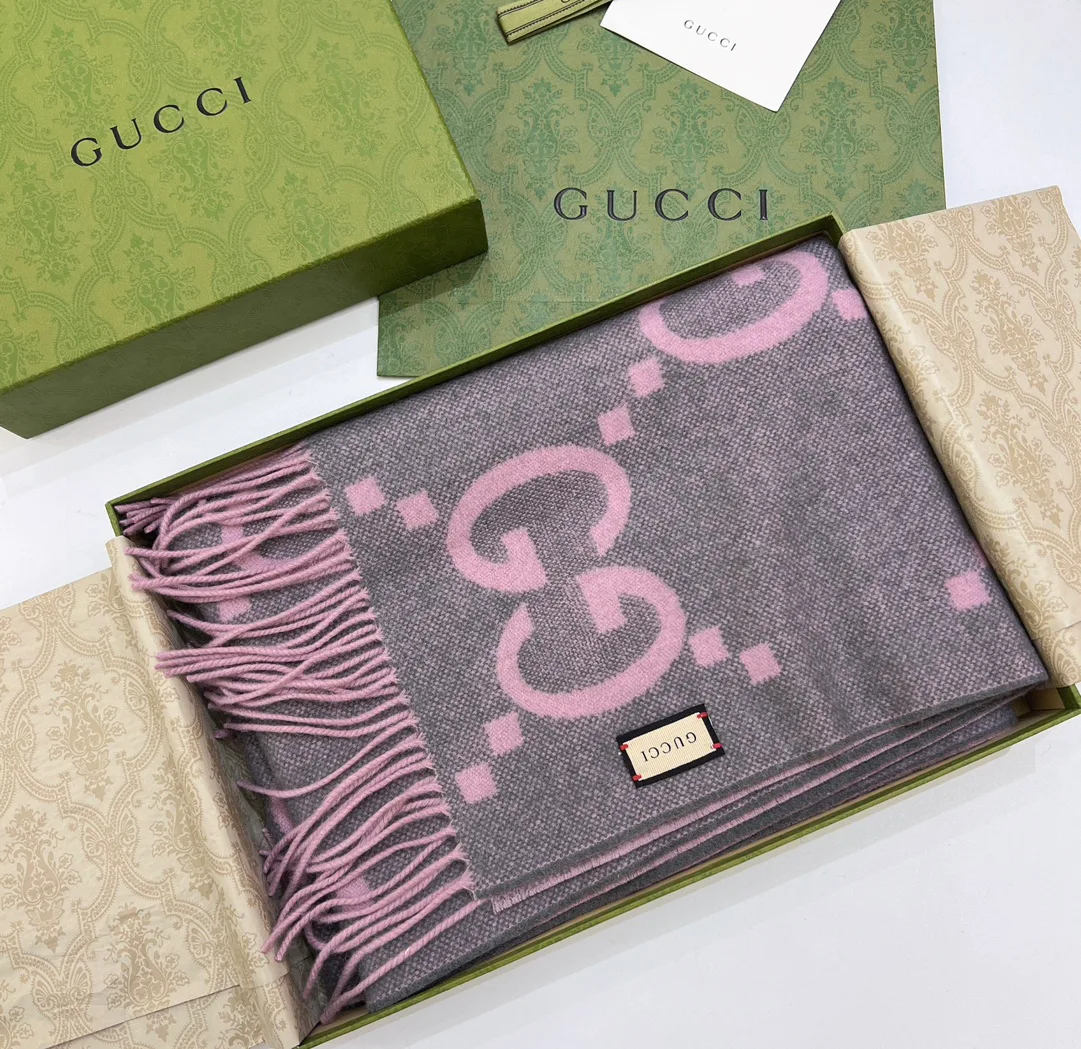 Шарфы Gucci 2642459