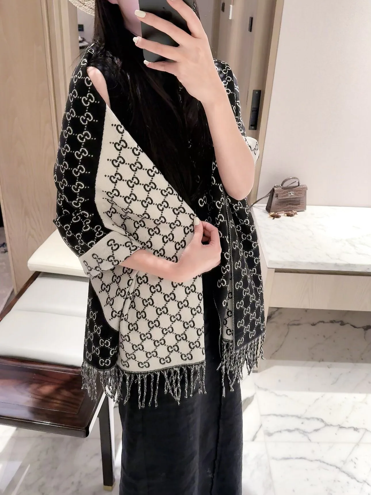 Шарфы Gucci 18322642