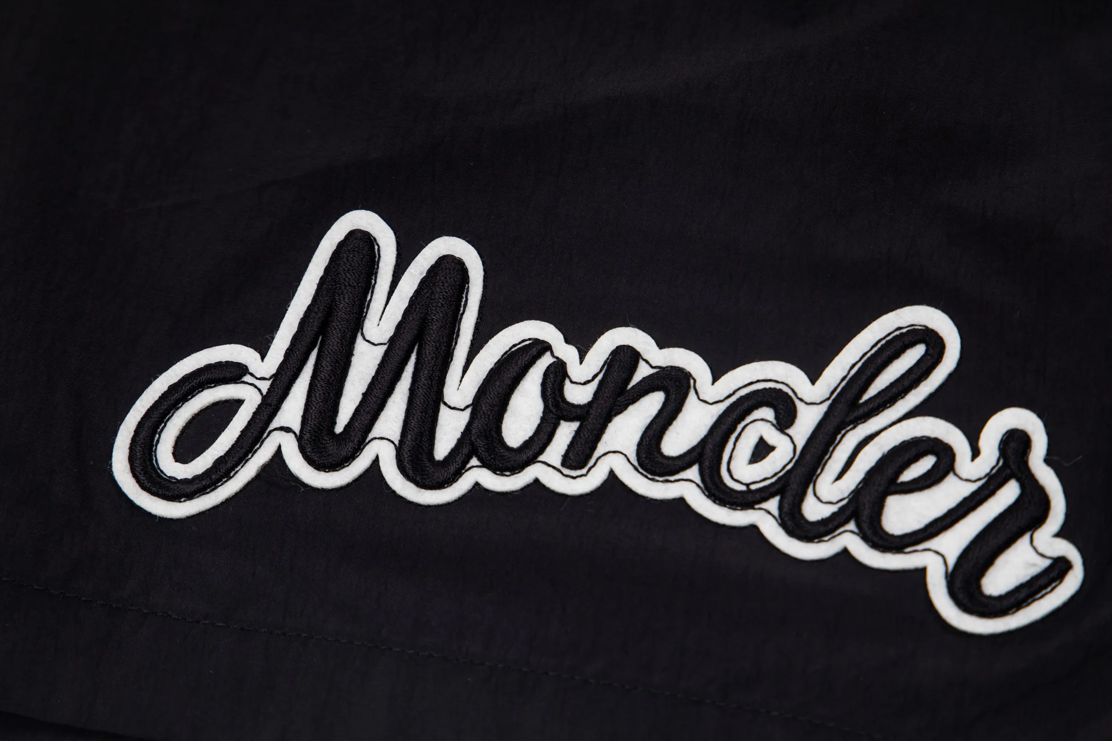 Шорты Женские Moncler 11528432