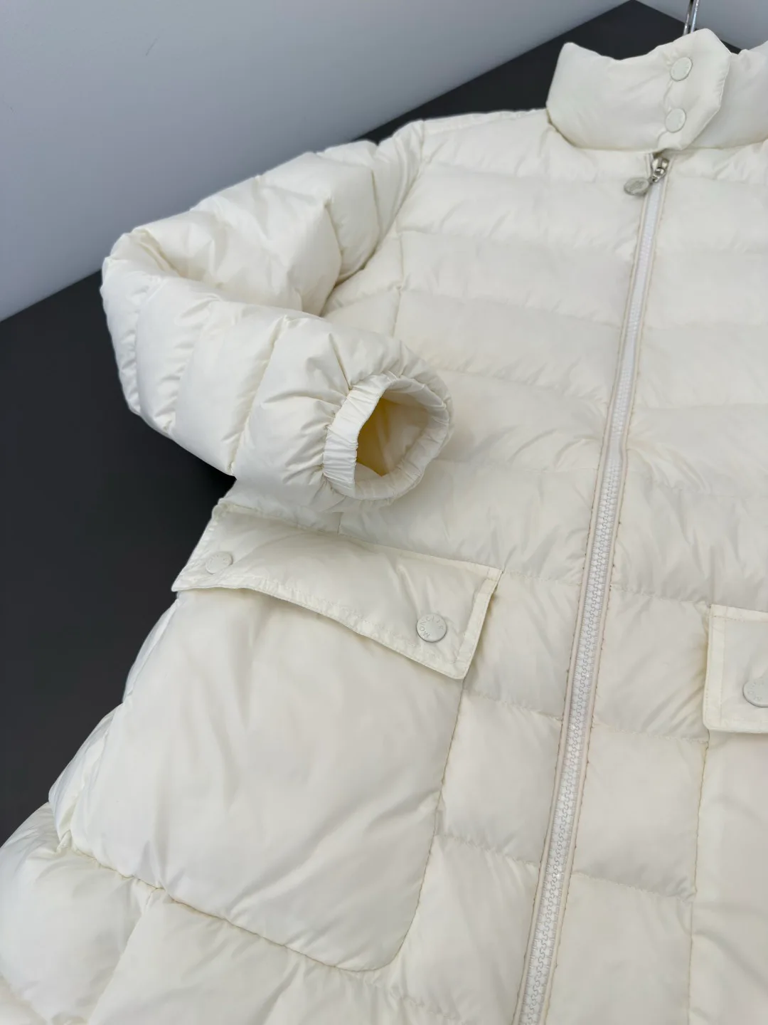 Куртки И Пуховики Женские Moncler 18761829
