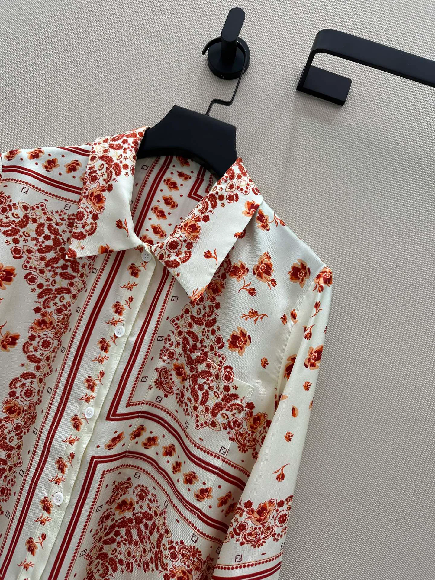 Рубашки Женские Fendi 11401530