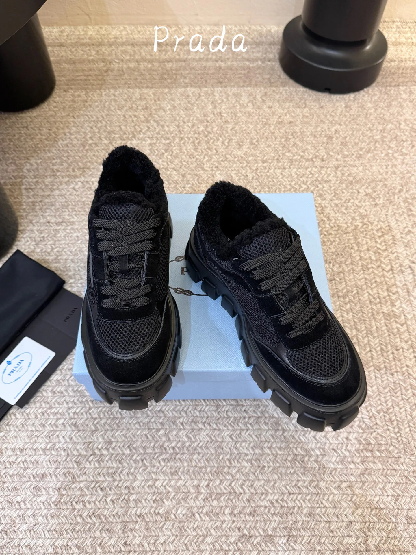 Кроссовки Женские Prada 19151186
