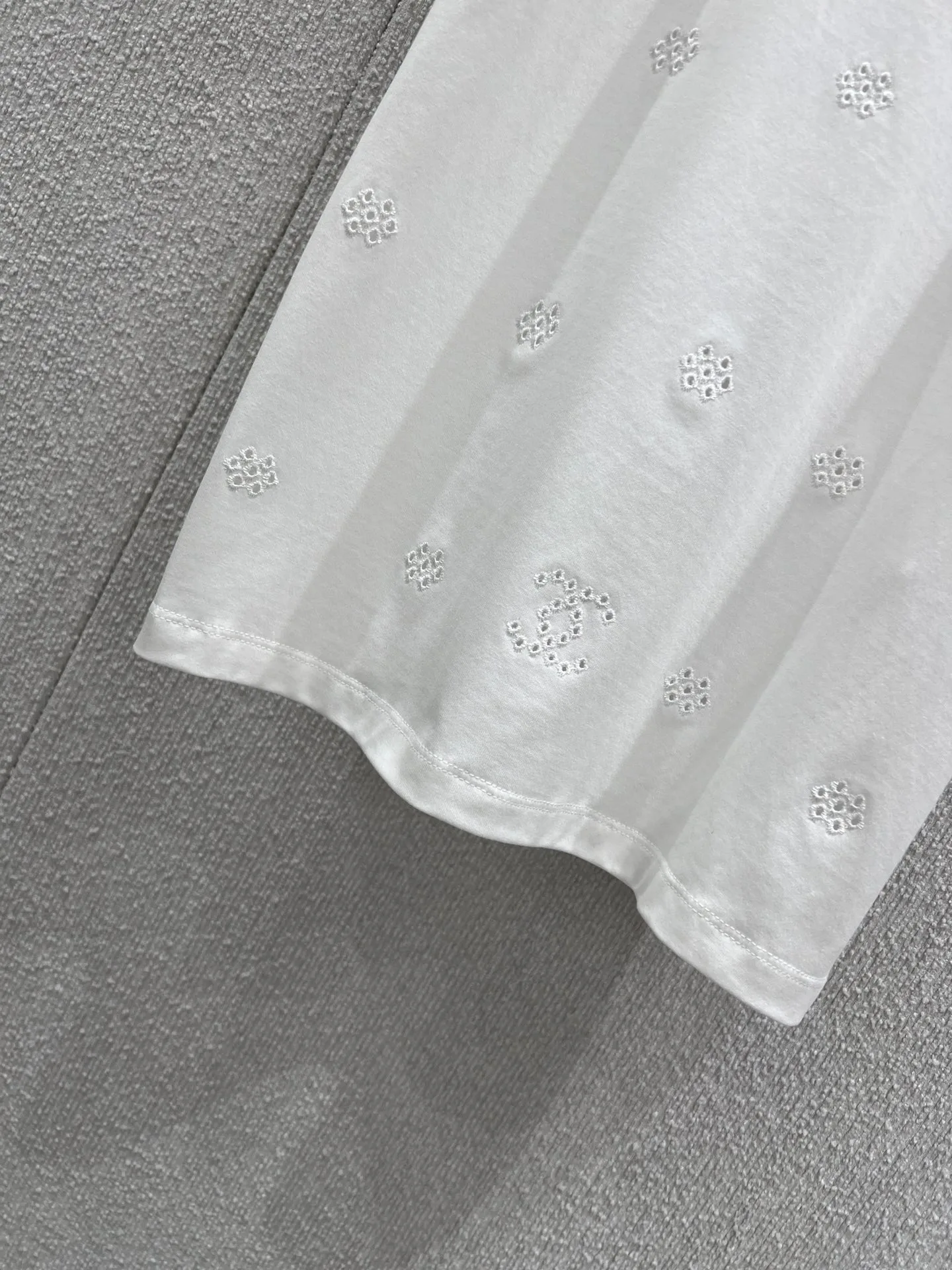 Футболки Женские Chanel 13203397