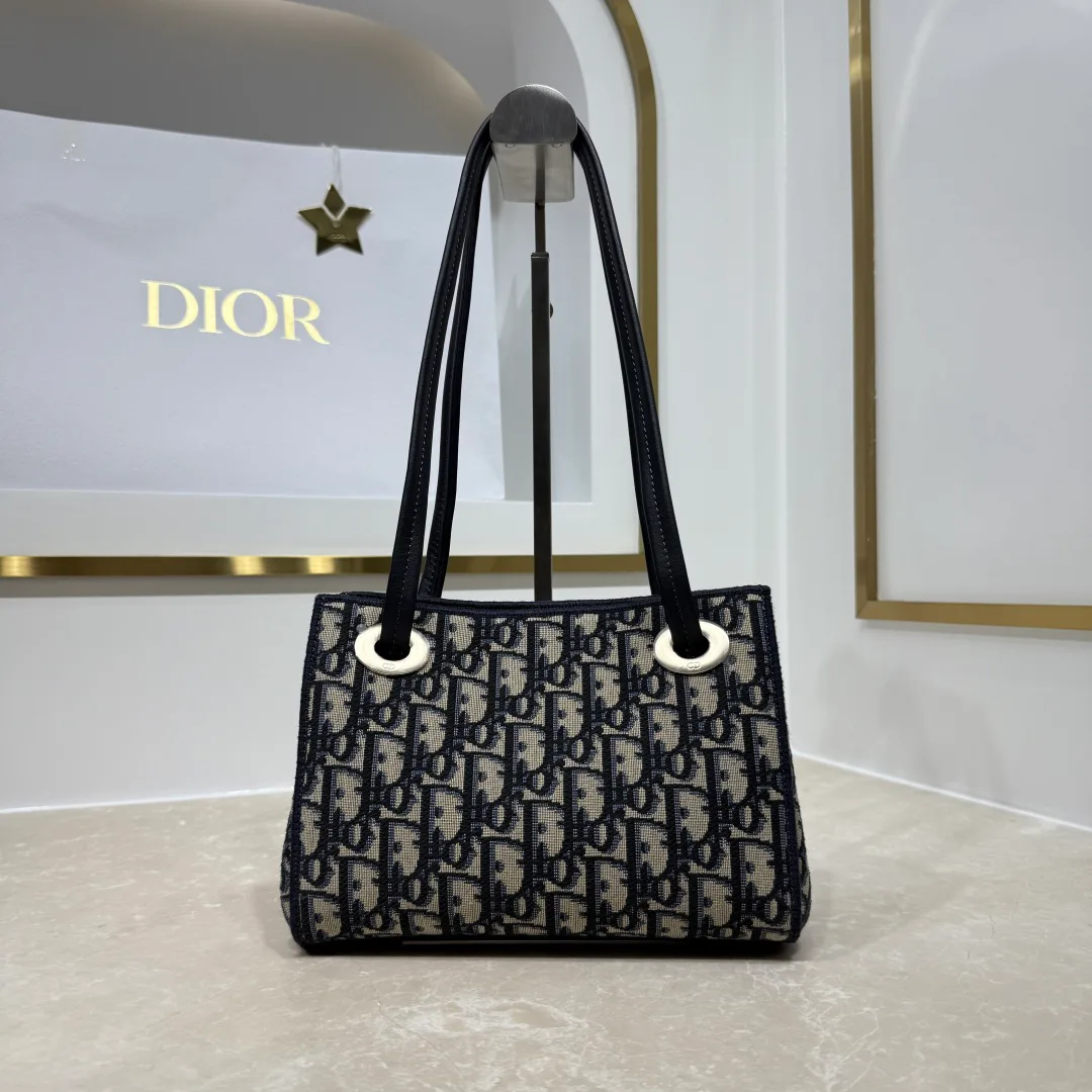 Классические Сумки Женские Christian Dior 18116347