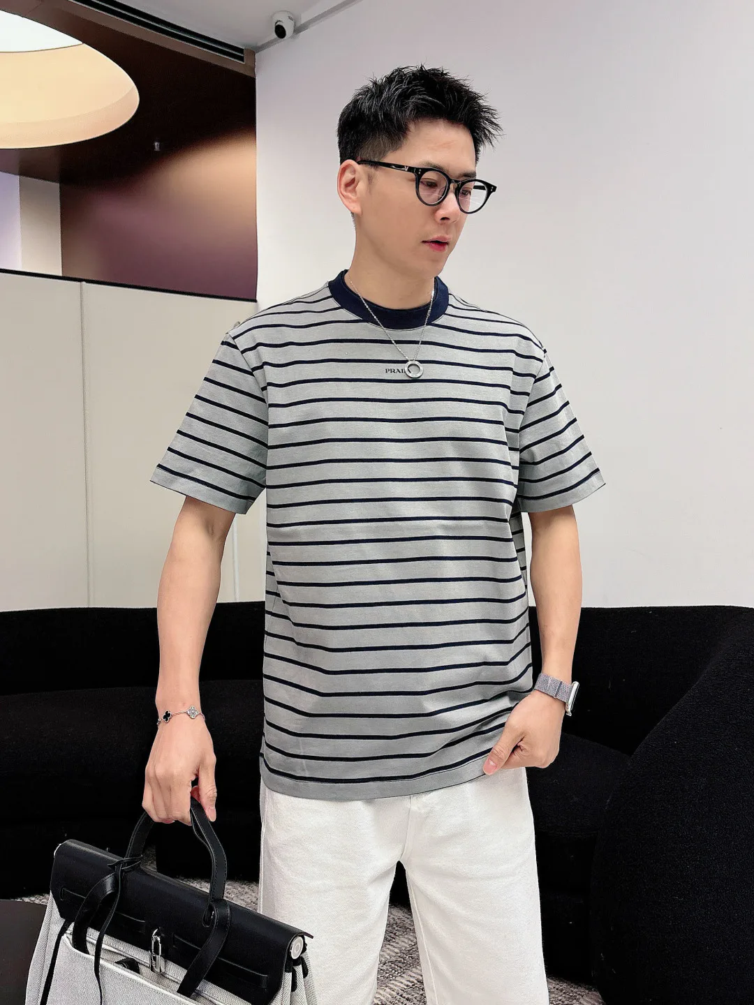 Футболки Мужские Prada 6425202