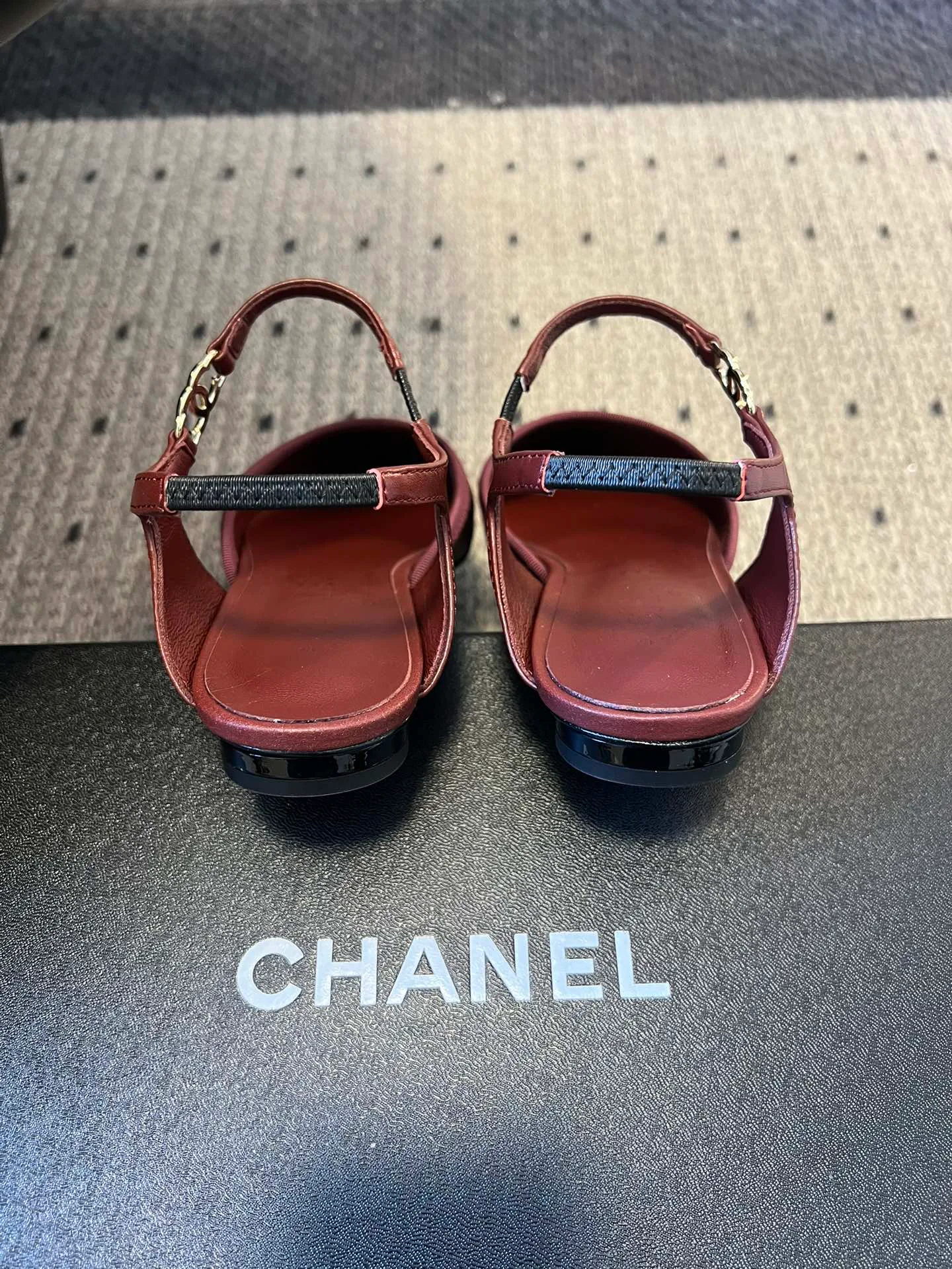 Туфли Женские Chanel 10080396