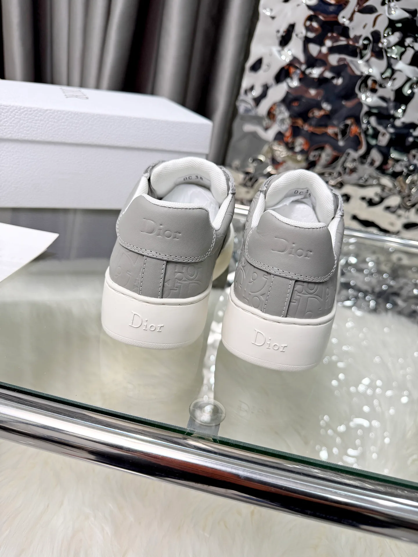 Кроссовки Женские Christian Dior 18366784