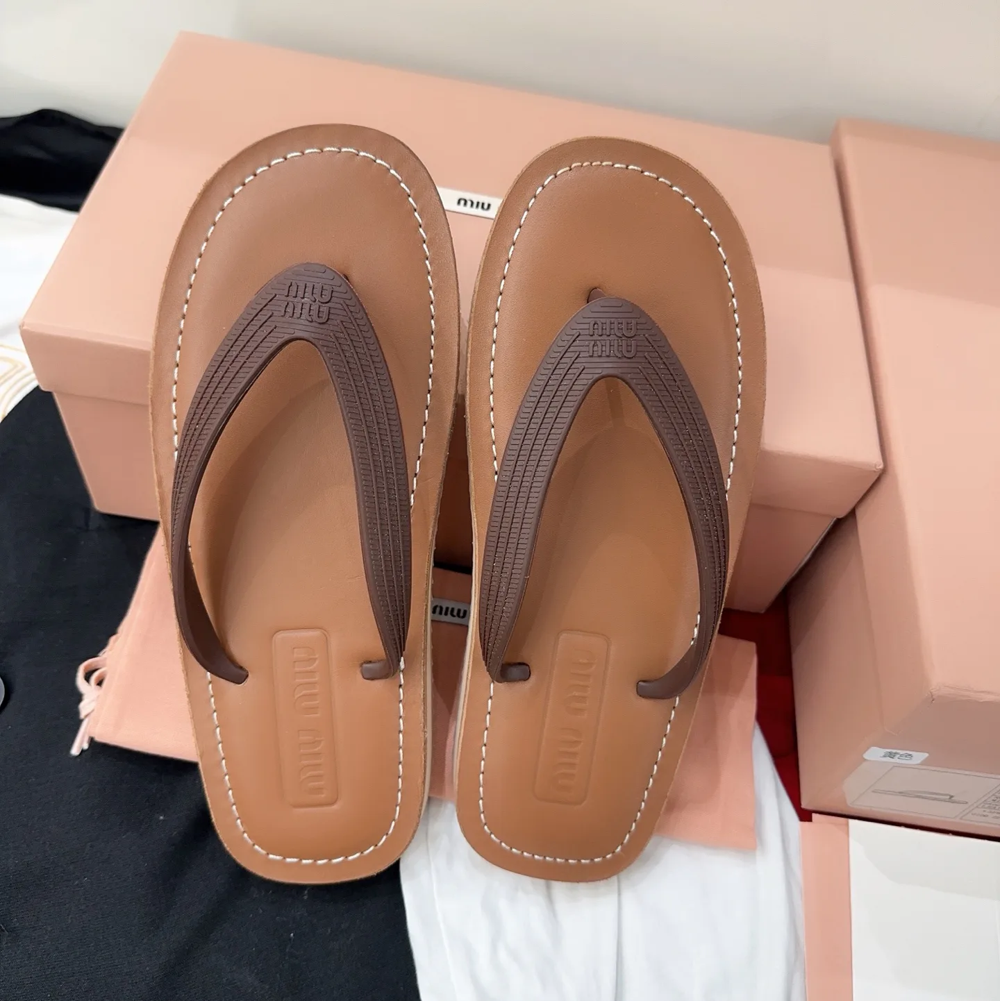 Шлепанцы Женские Miu Miu 12859285