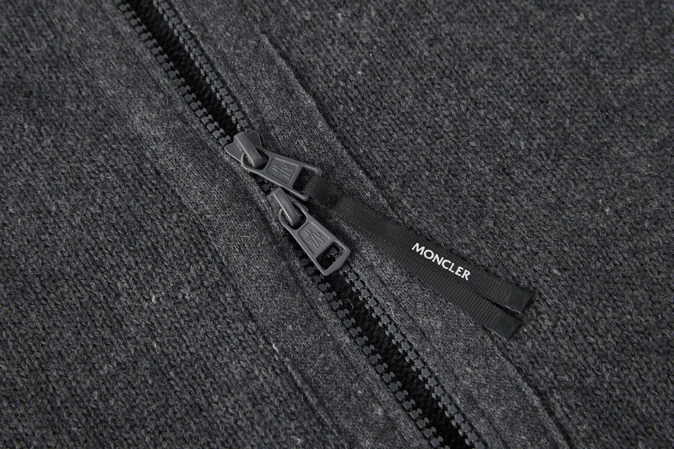 Джемперы И Свитеры Мужские Moncler 18825904