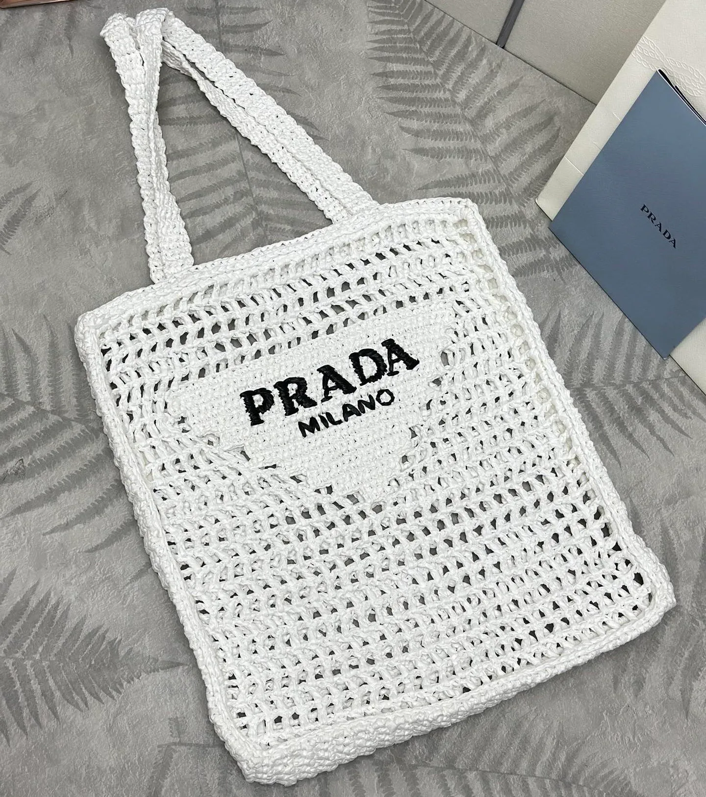 Классические Сумки Женские Prada 11681951