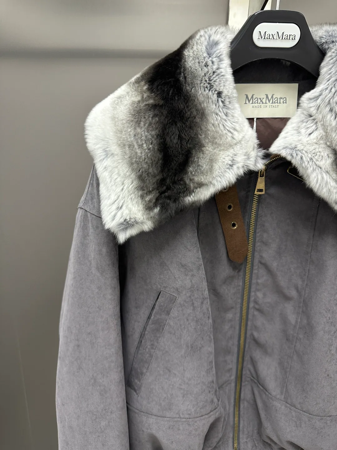 Куртки И Пуховики Женские Max Mara 18702429