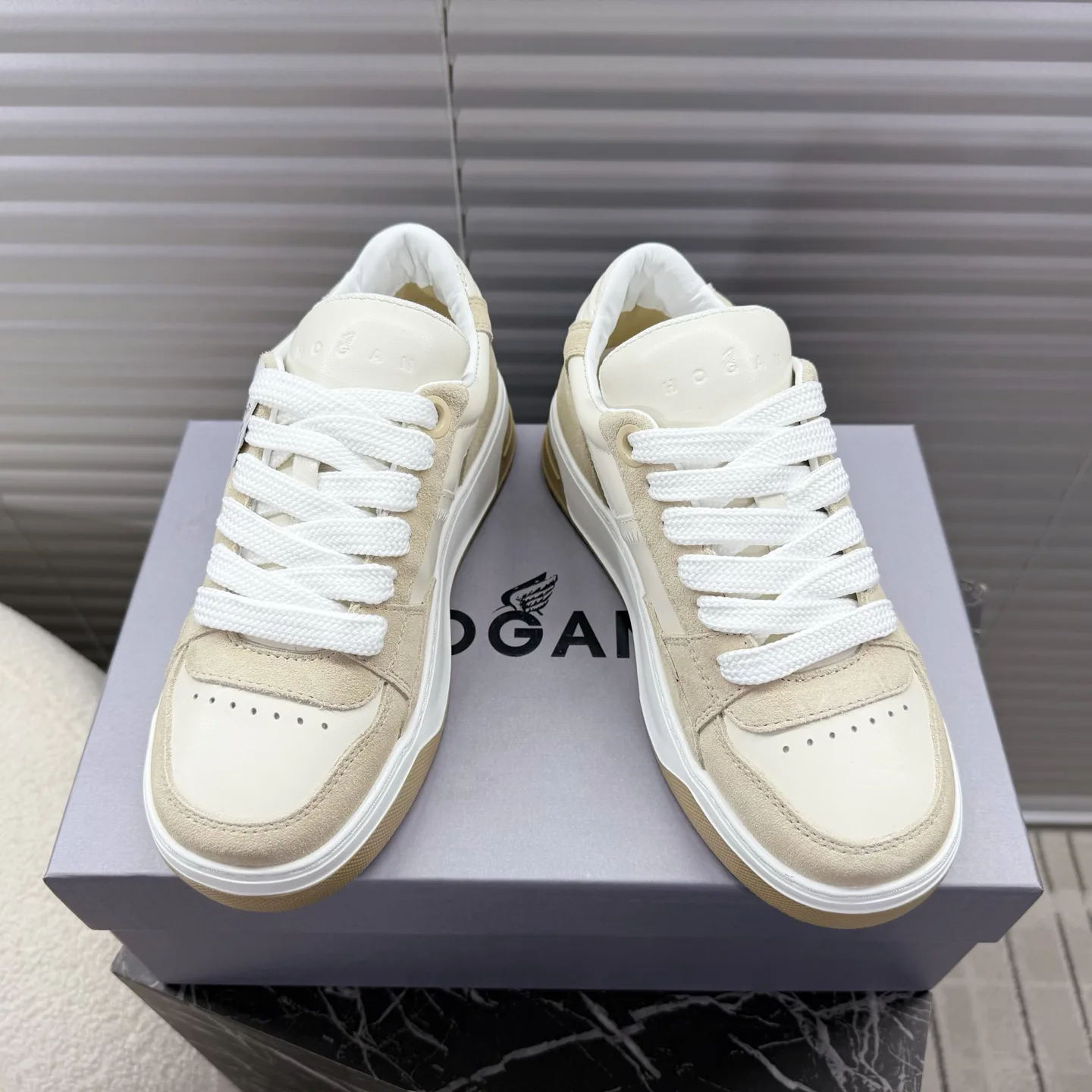 Кроссовки Женские Hogan 18628017