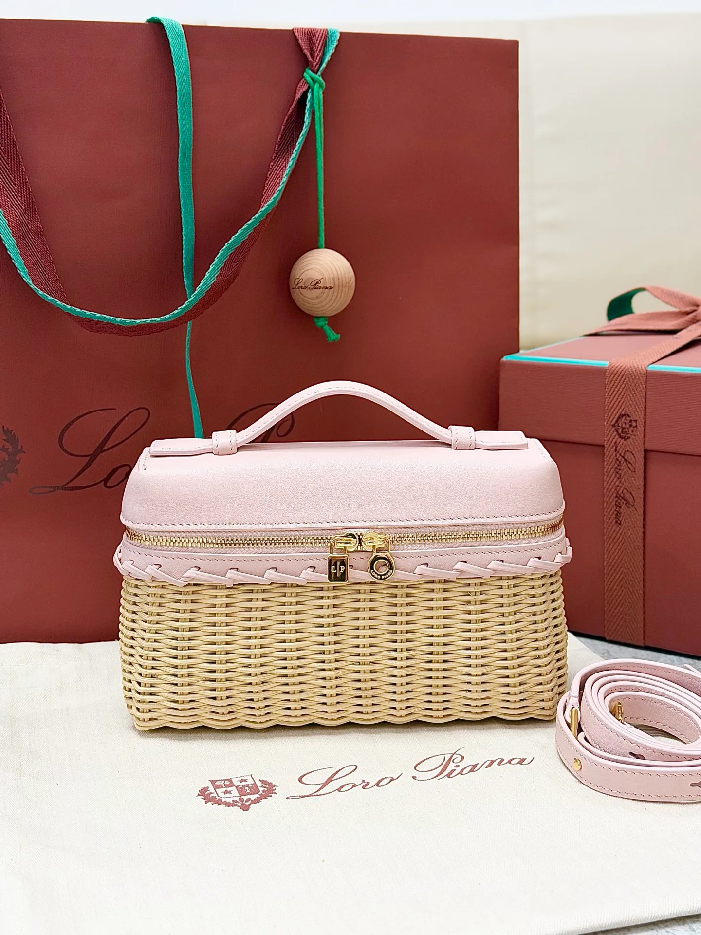 Классические Сумки Женские Loro Piana 17565026